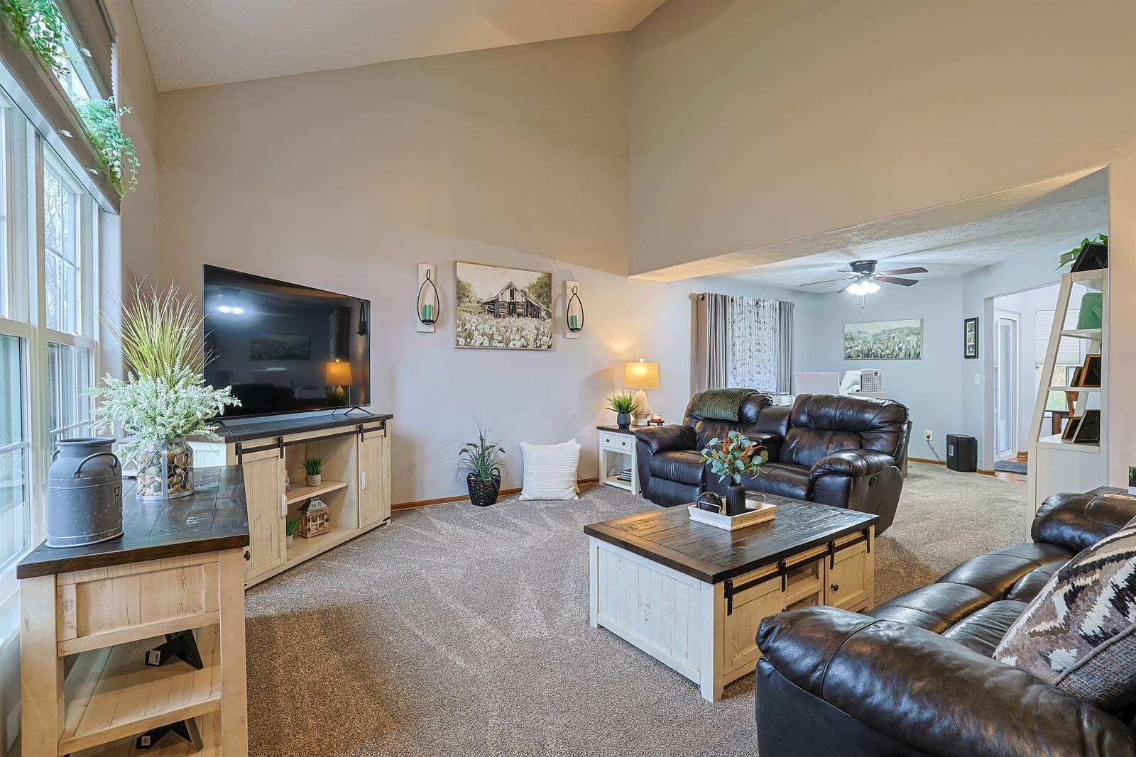 6745 Oakwood Lane, Huber Heights, Ohio 45424