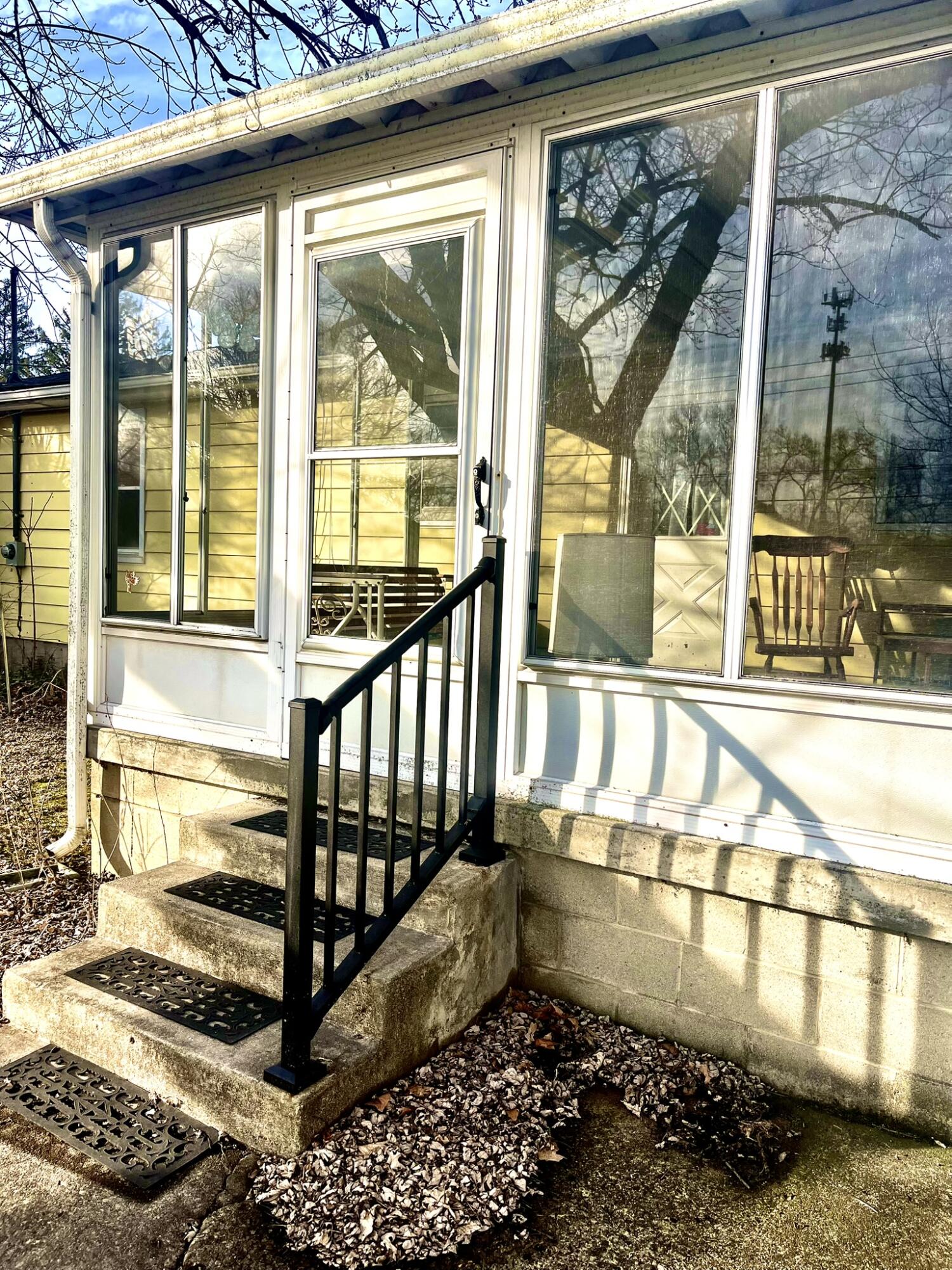 1621 Victory Drive, Springfield, Ohio 45505