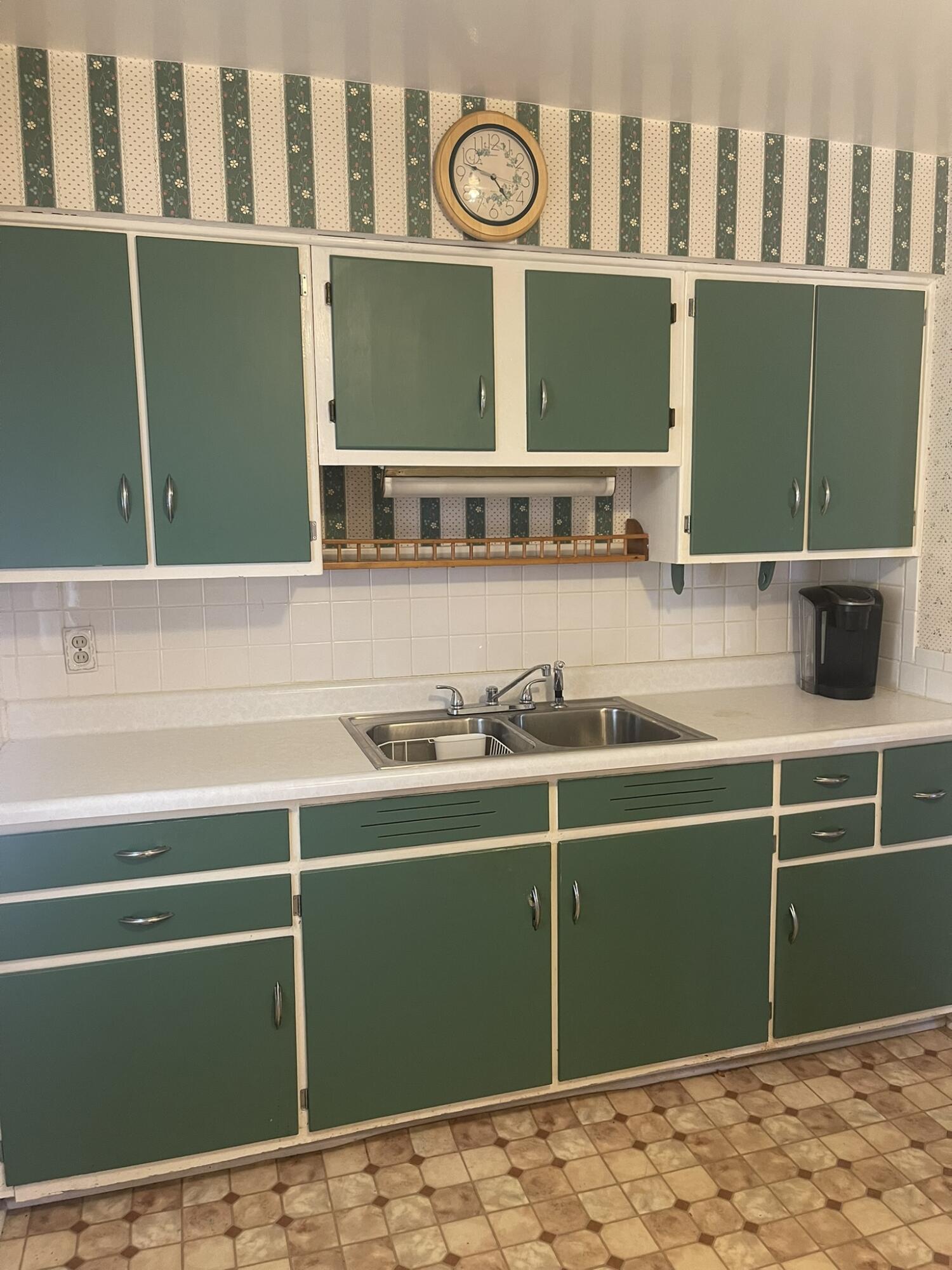 1621 Victory Drive, Springfield, Ohio 45505