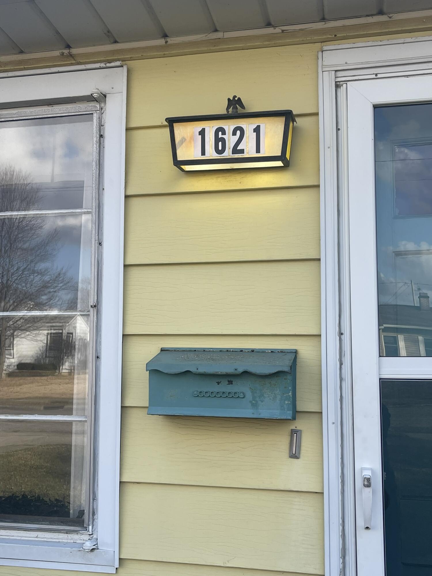 1621 Victory Drive, Springfield, Ohio 45505