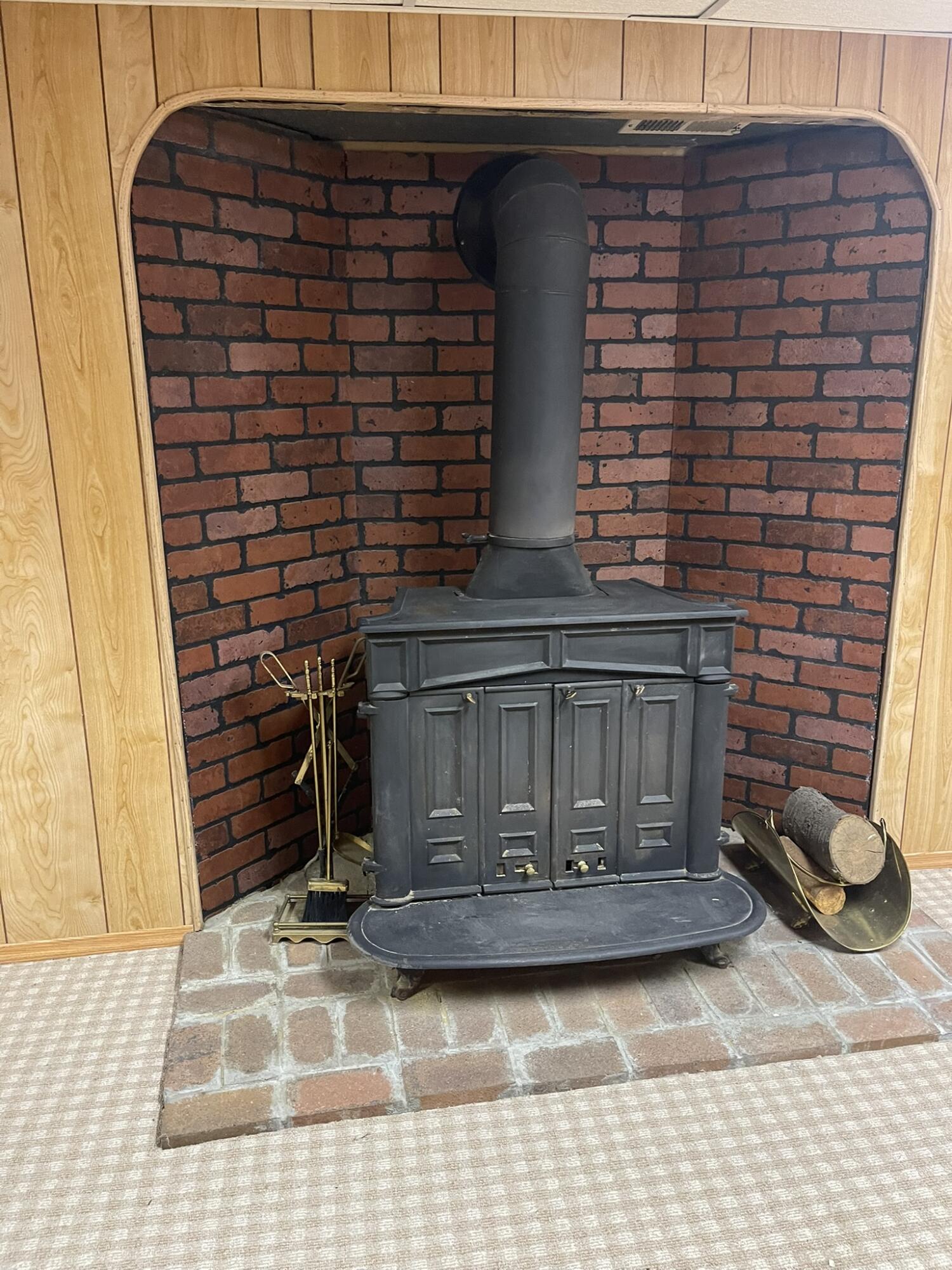 1621 Victory Drive, Springfield, Ohio 45505