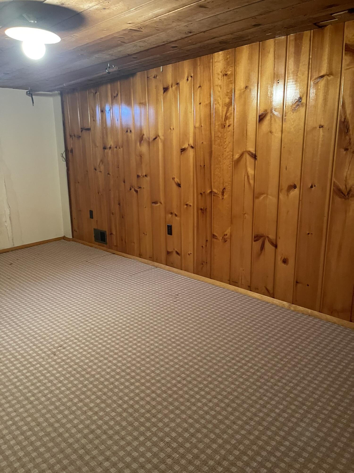 1621 Victory Drive, Springfield, Ohio 45505