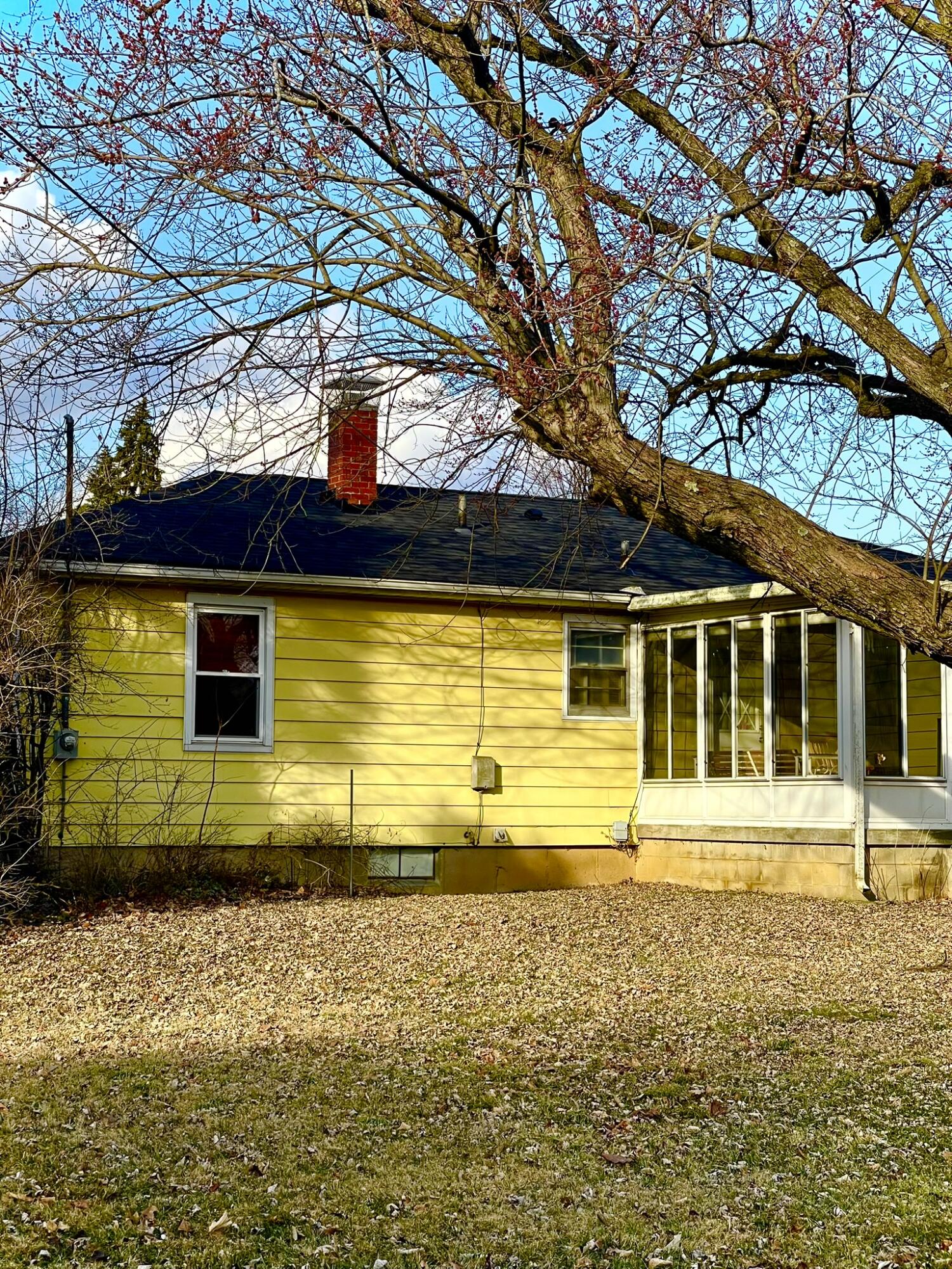 1621 Victory Drive, Springfield, Ohio 45505