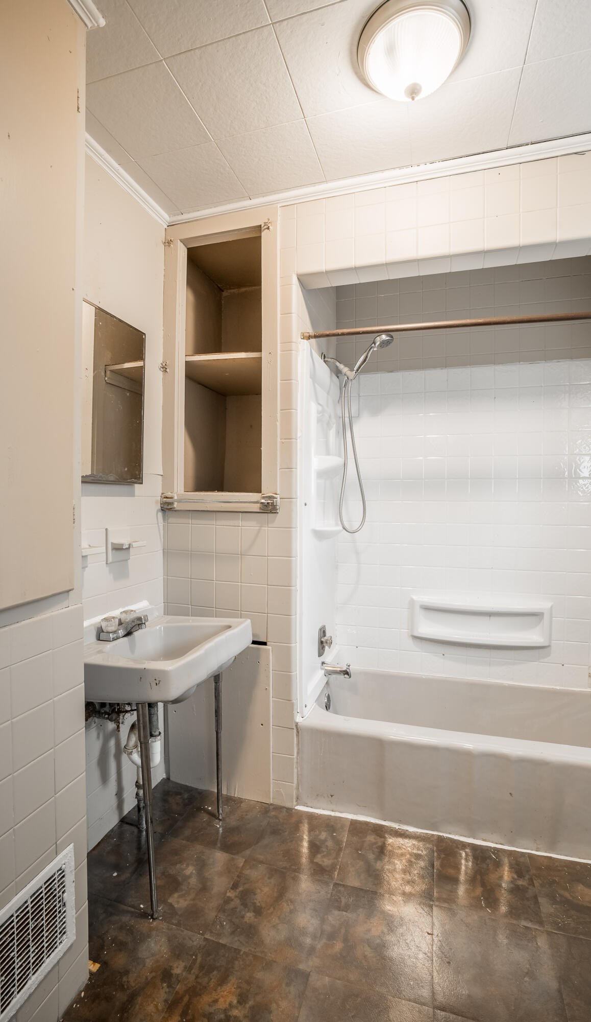 802 Washington Avenue, Piqua, Ohio 45356