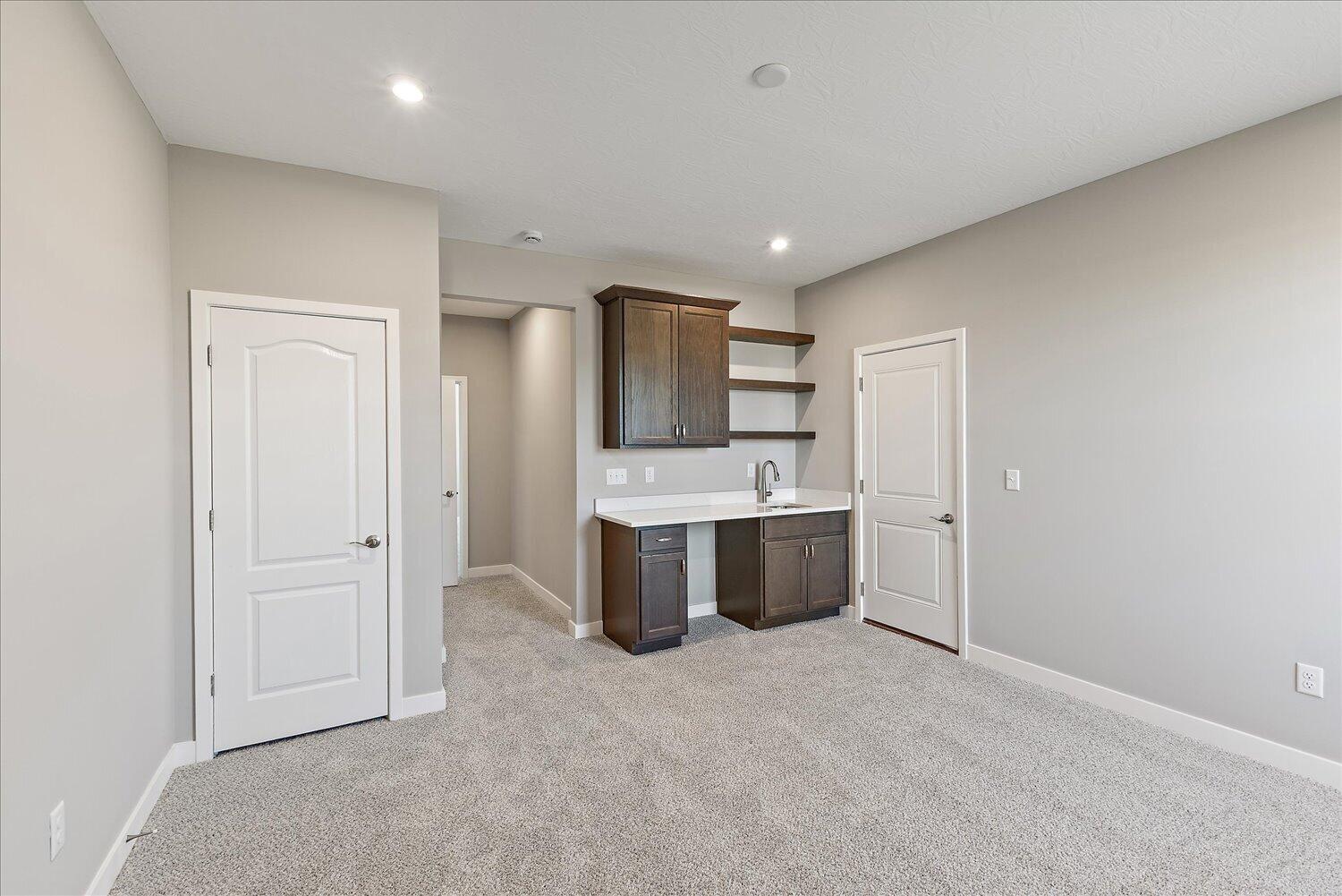 407 Landon Lane, Springfield, Ohio 45505