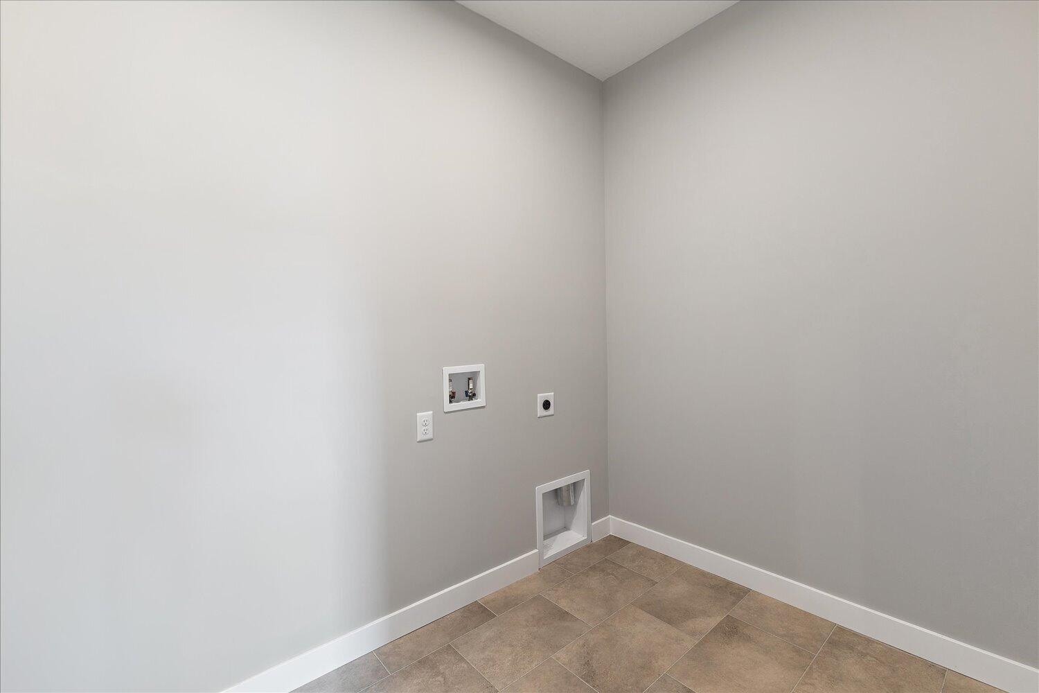 407 Landon Lane, Springfield, Ohio 45505
