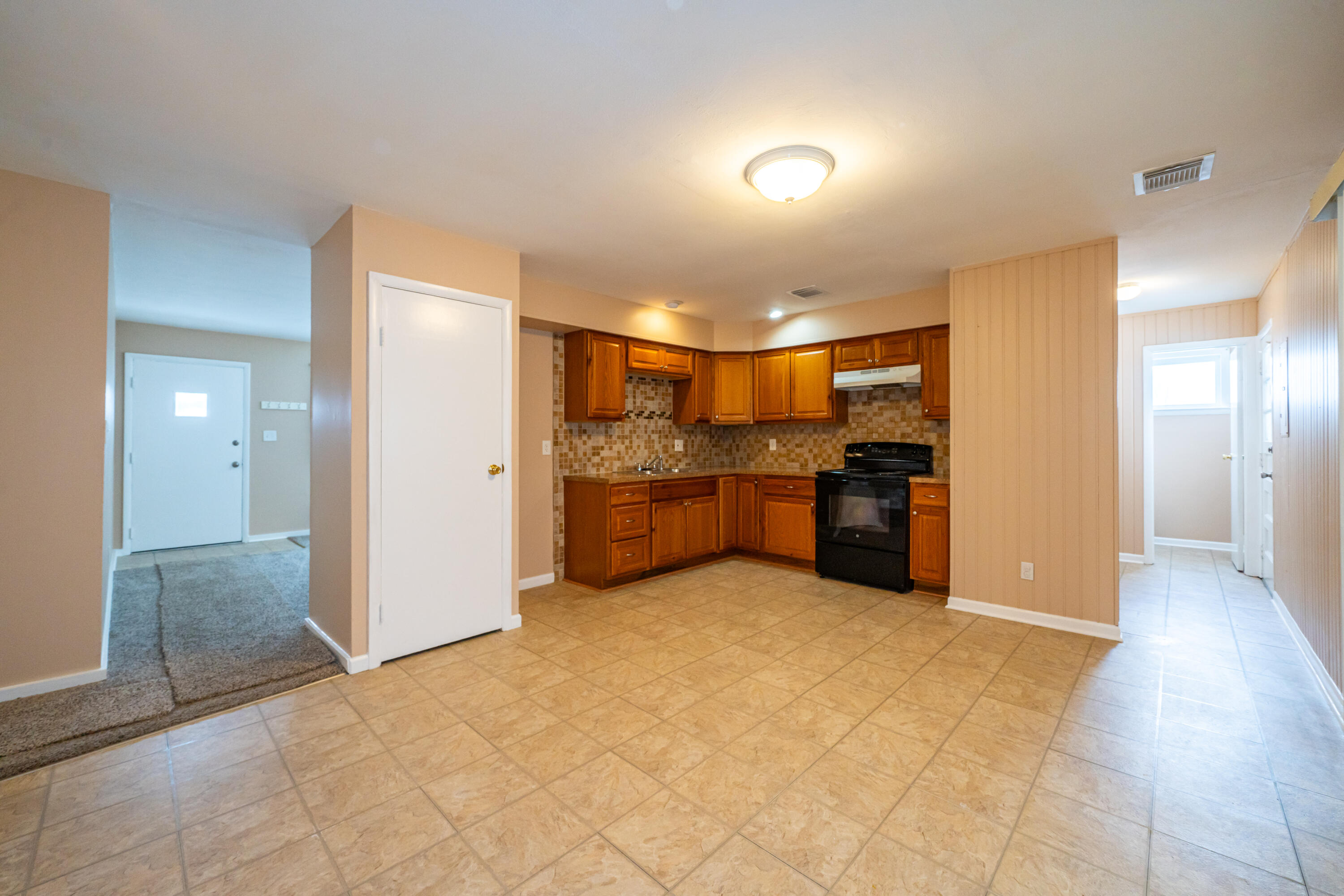 16 Hillgard Street, Dayton, Ohio 45426