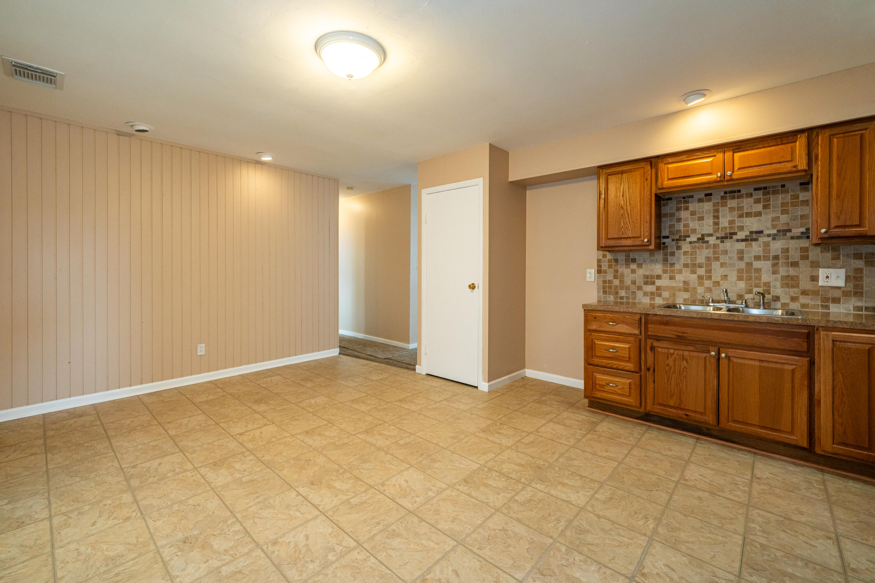 16 Hillgard Street, Dayton, Ohio 45426