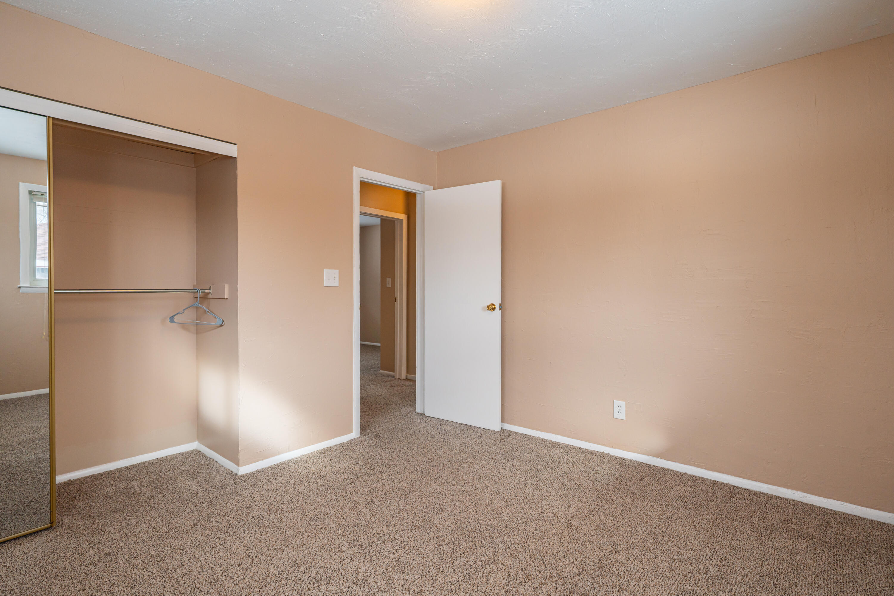 16 Hillgard Street, Dayton, Ohio 45426