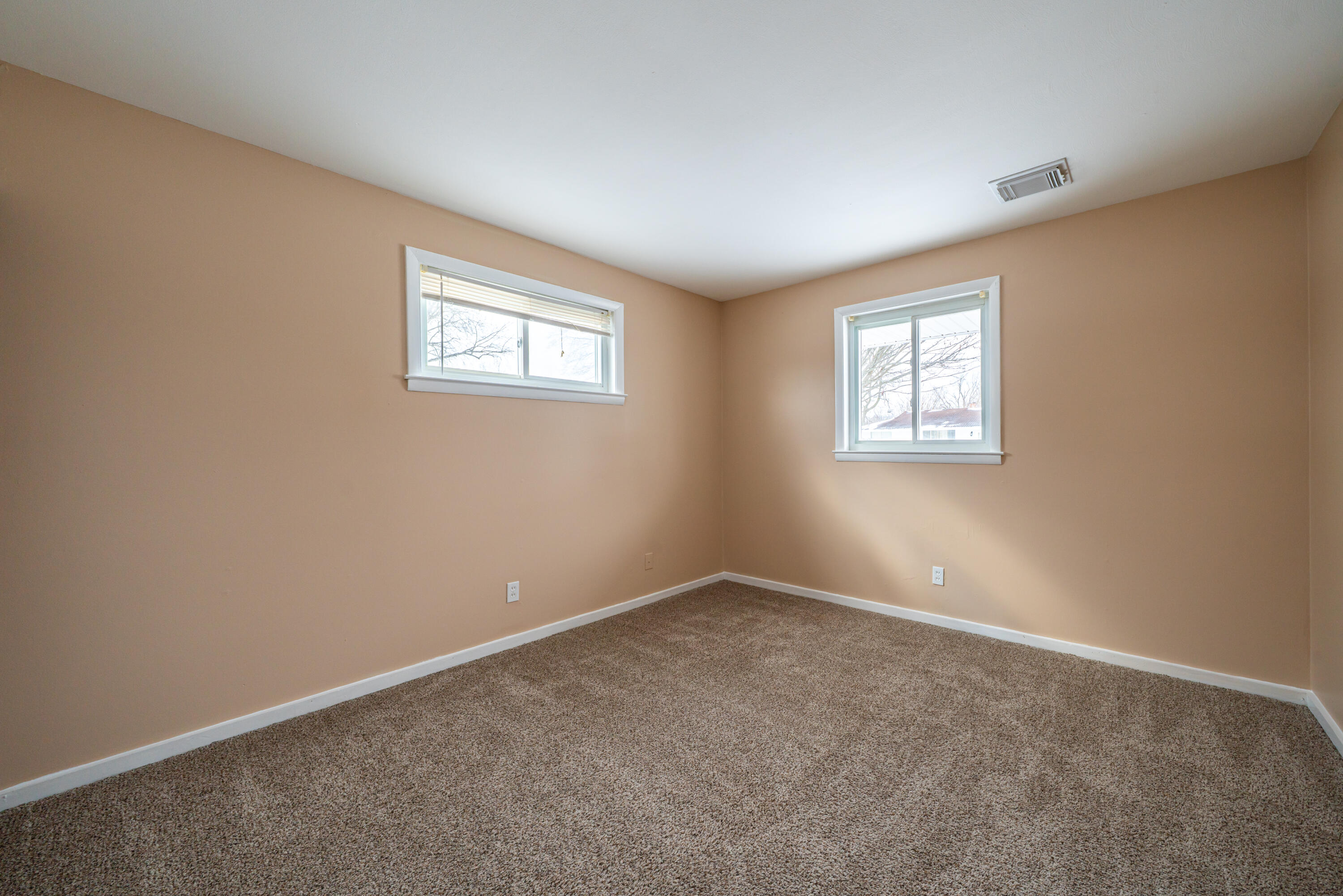 16 Hillgard Street, Dayton, Ohio 45426