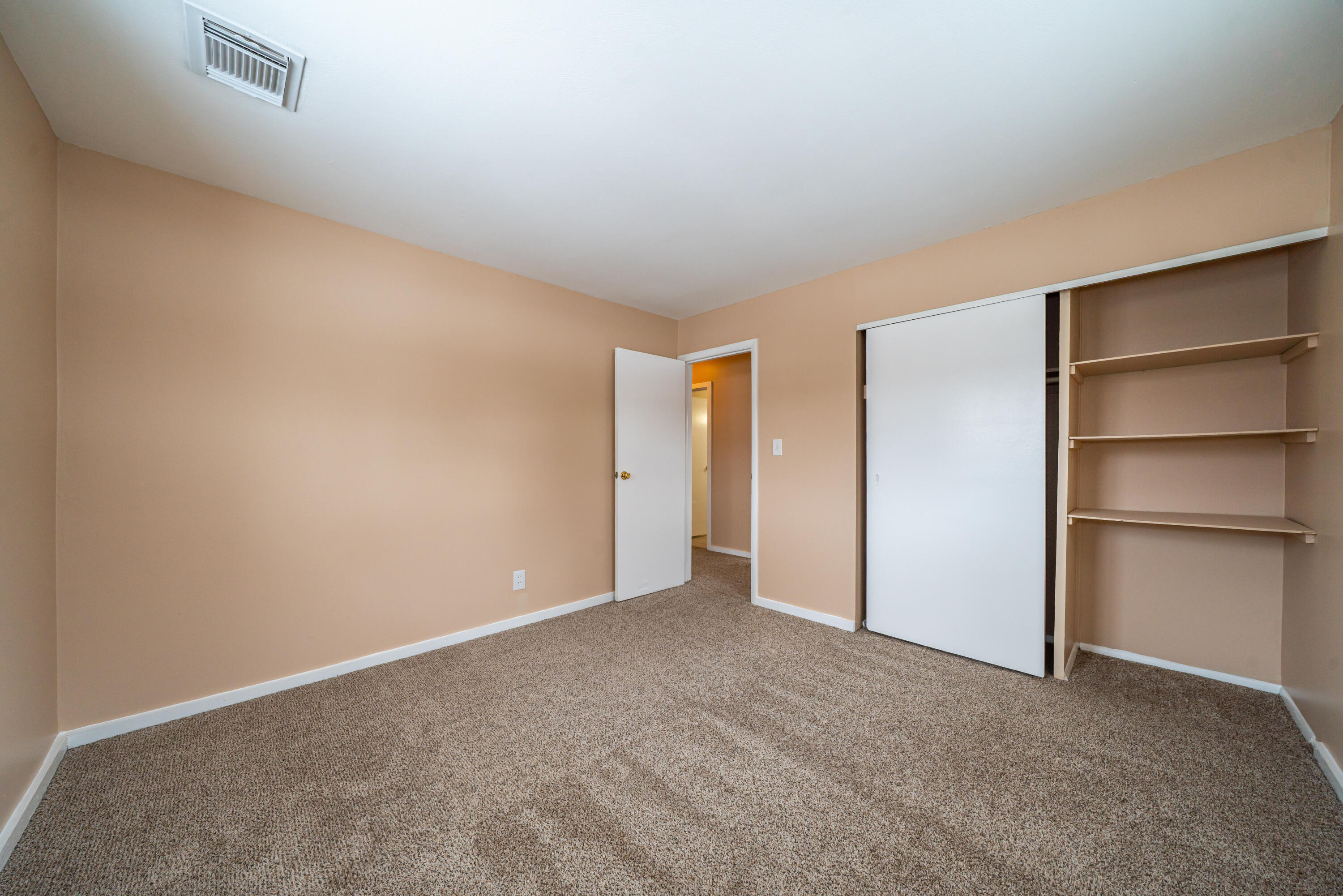 16 Hillgard Street, Dayton, Ohio 45426