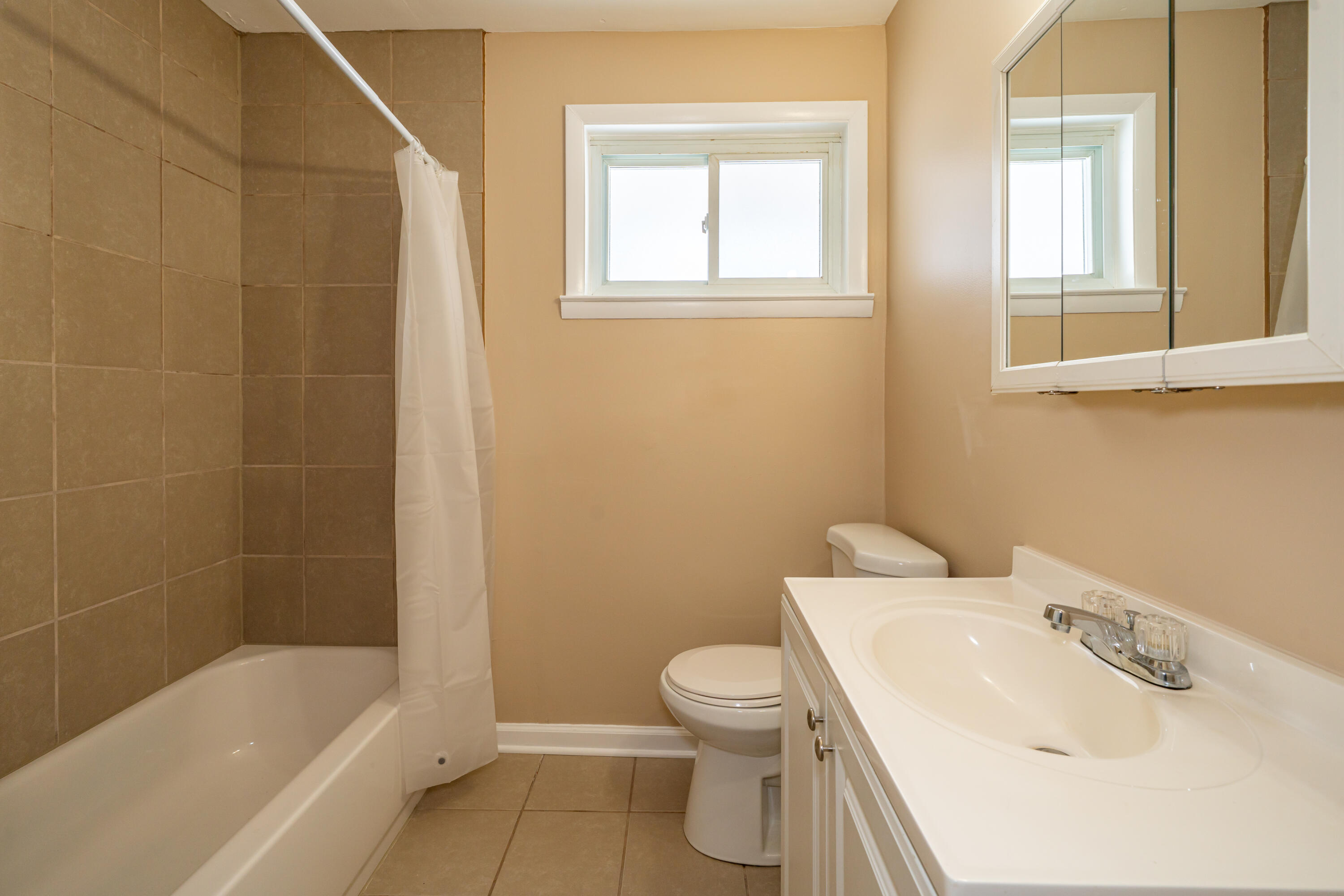 16 Hillgard Street, Dayton, Ohio 45426