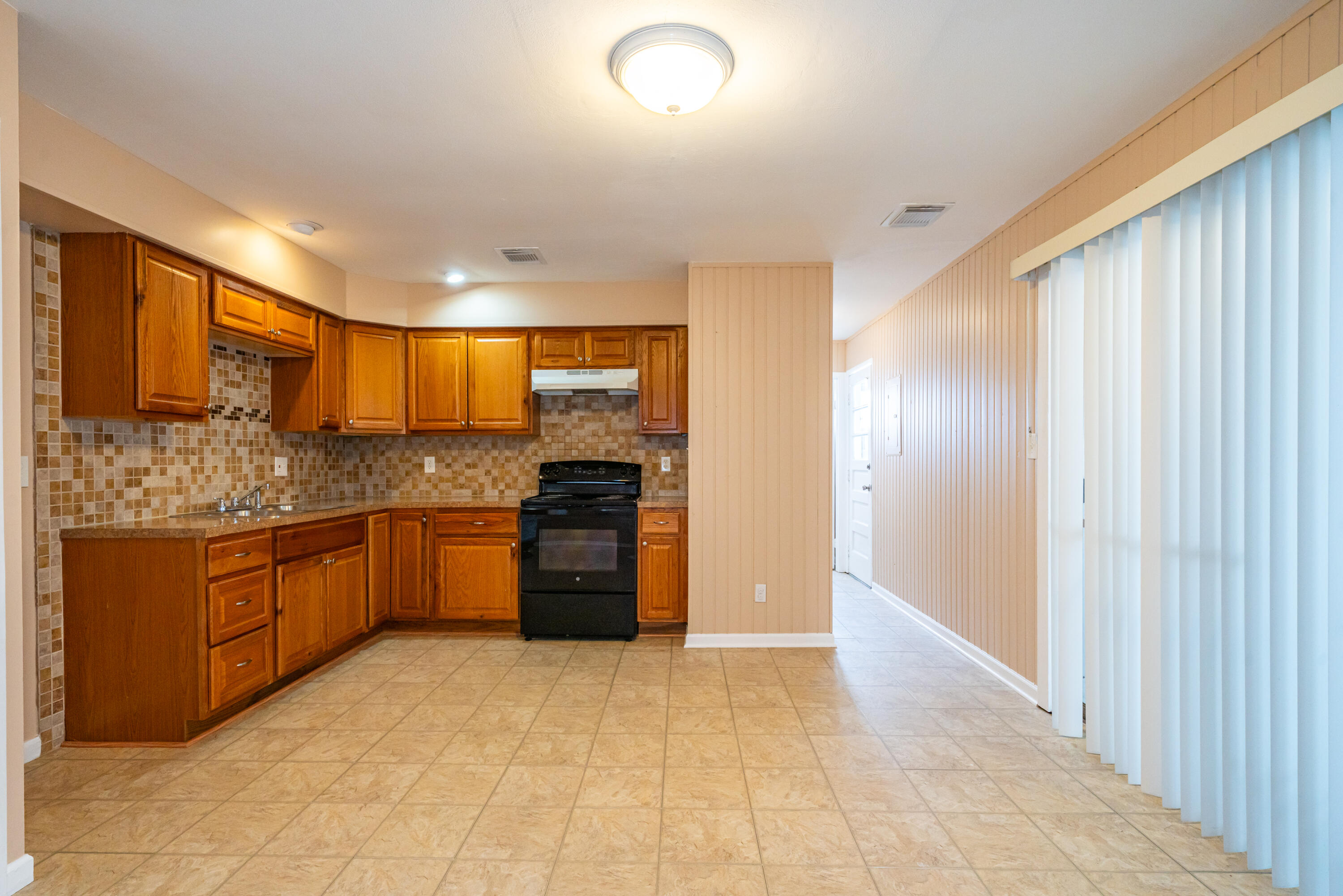 16 Hillgard Street, Dayton, Ohio 45426