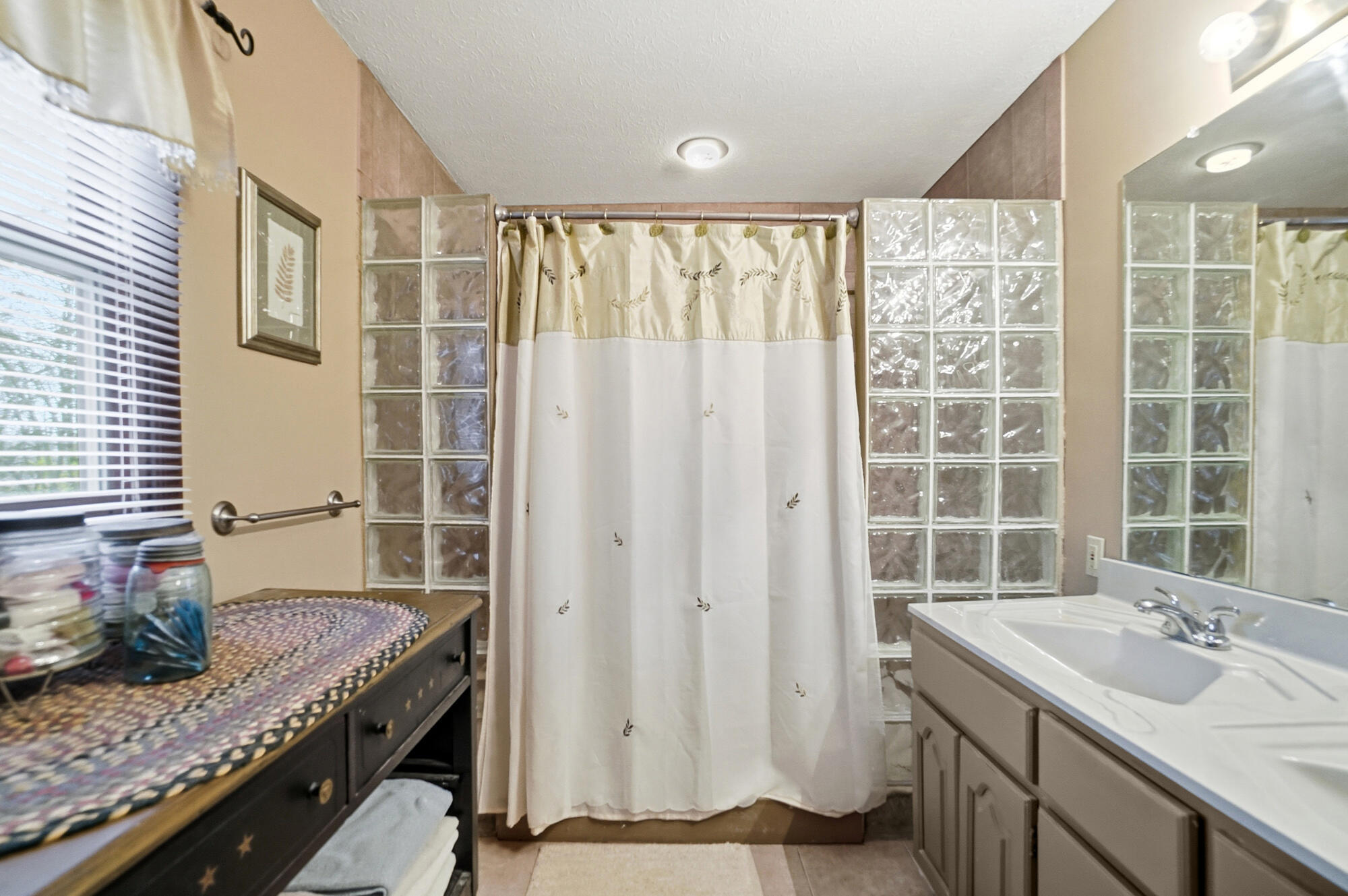 307 Ridge Crest Circle, Lima, Ohio 45801