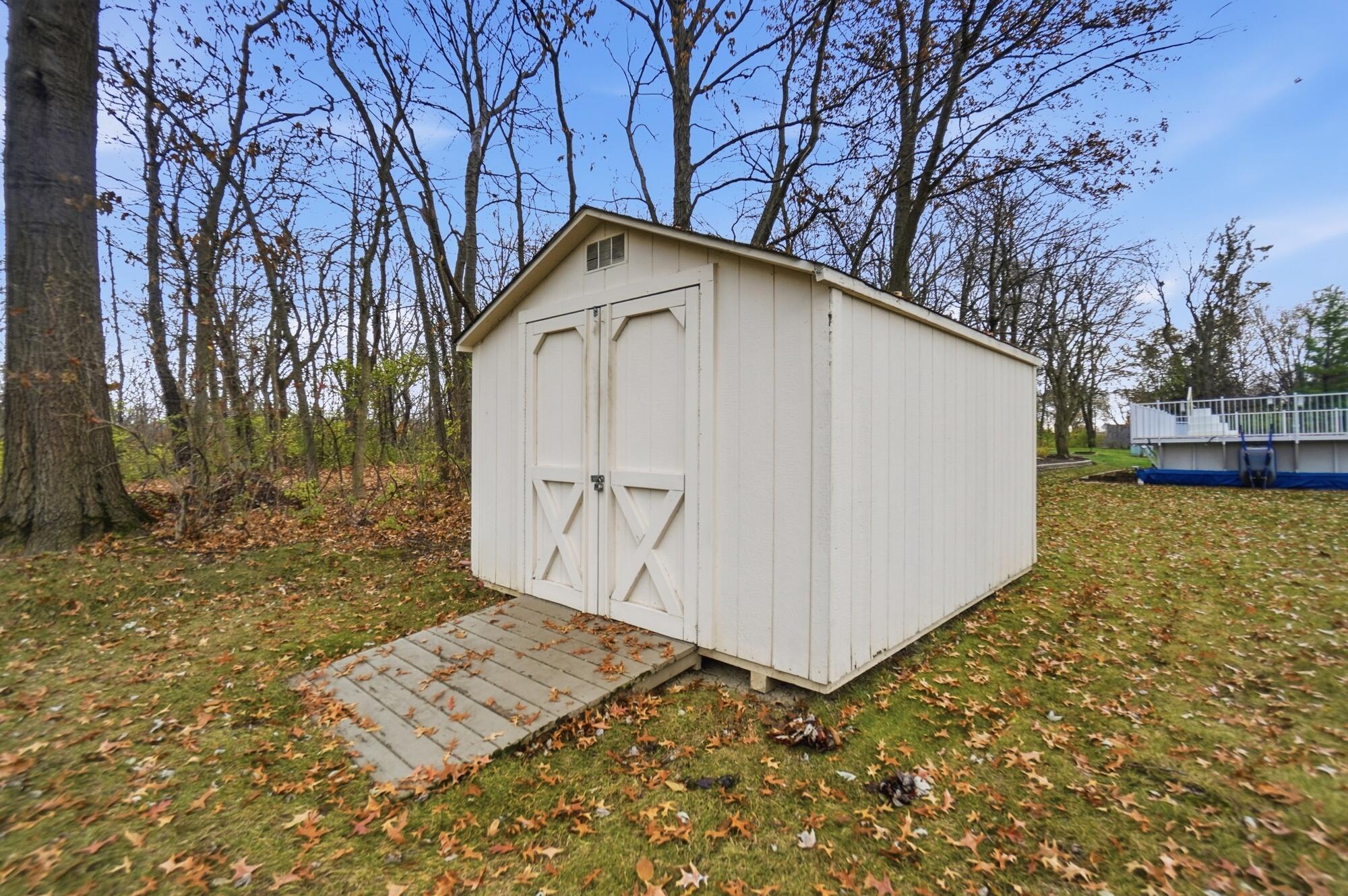 307 Ridge Crest Circle, Lima, Ohio 45801