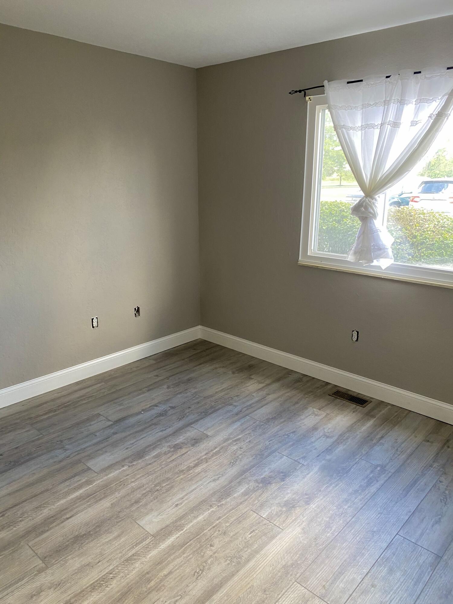 2275 Cable Road, Lima, Ohio 45807