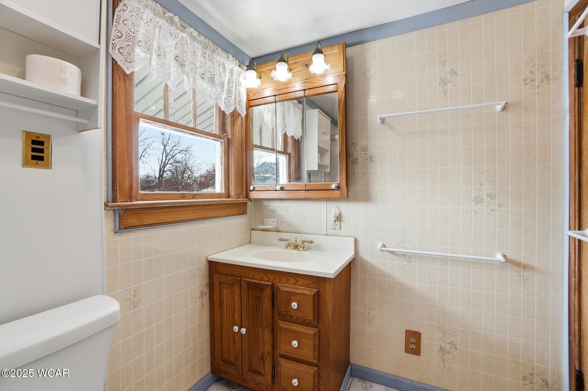 1541 Oakland Parkway, Lima, Ohio