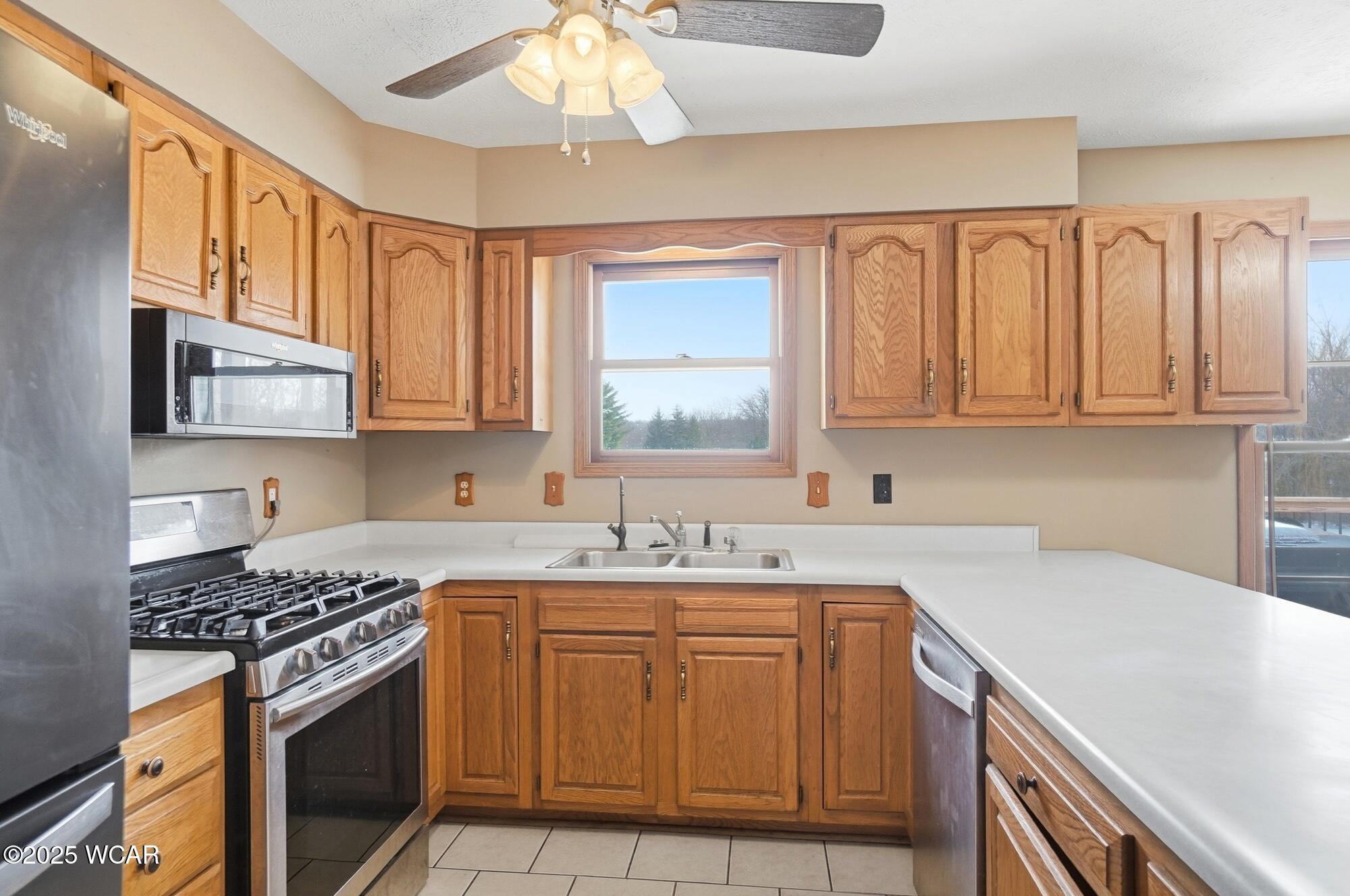 18544 Santa Fe Line Road, Waynesfield, Ohio