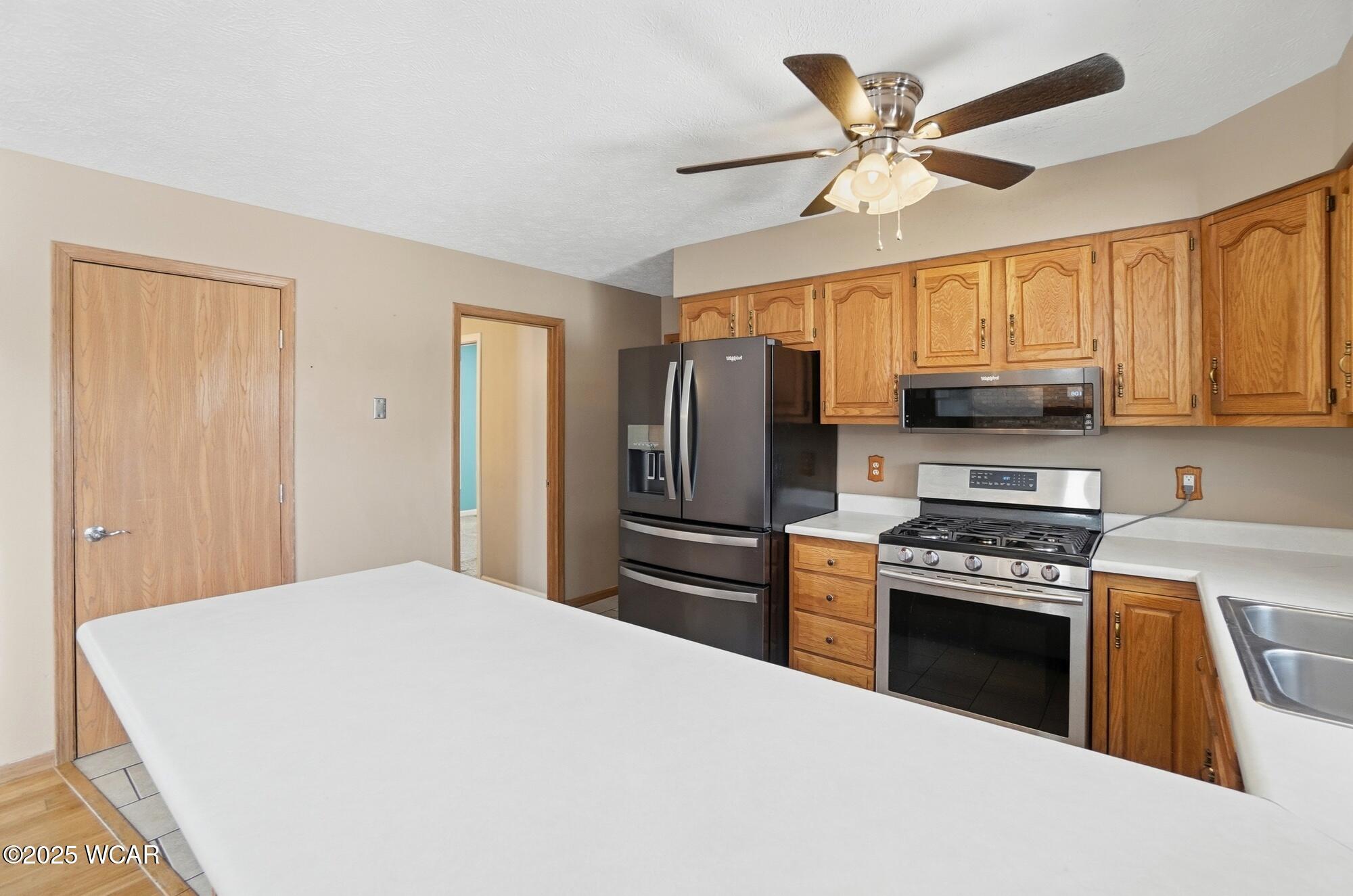 18544 Santa Fe Line Road, Waynesfield, Ohio