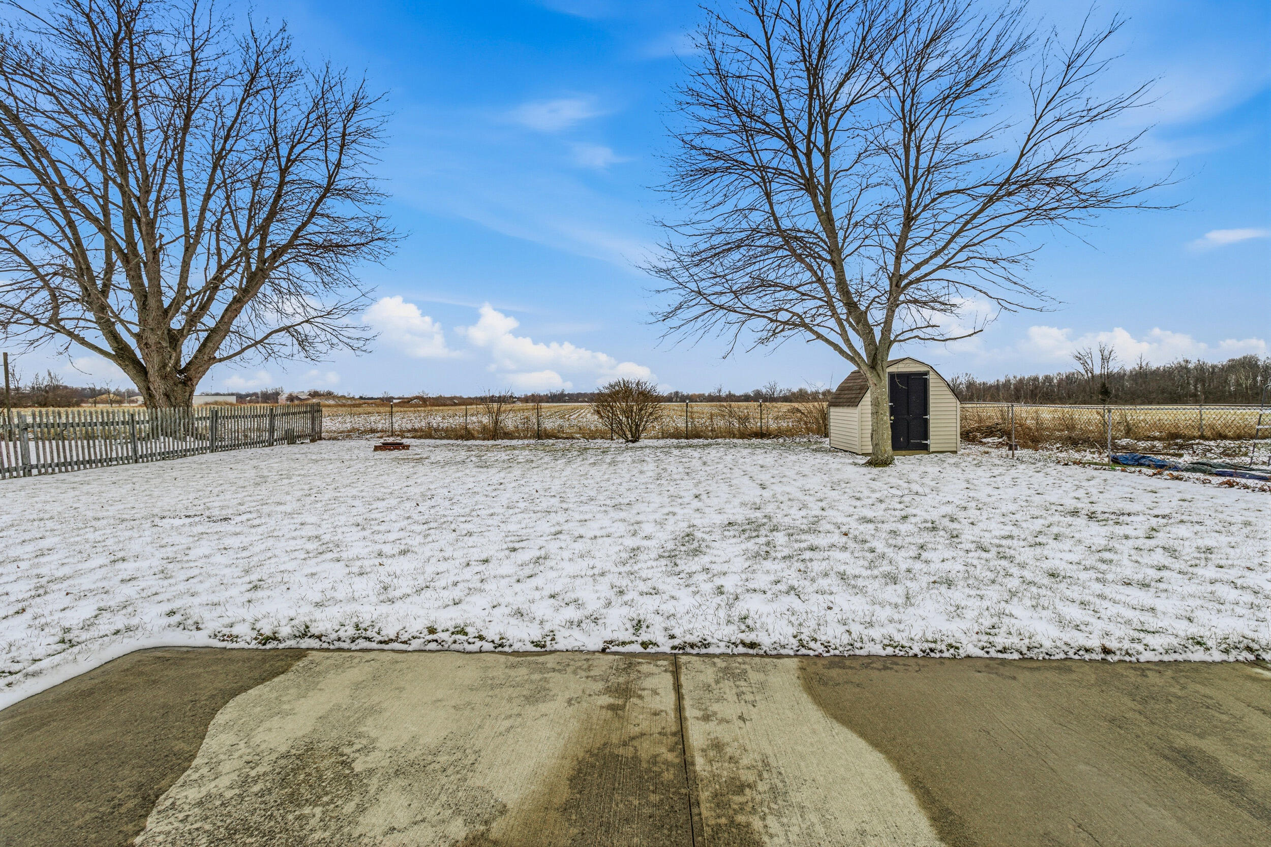 2508 Foxchase Court, Troy, Ohio 45373