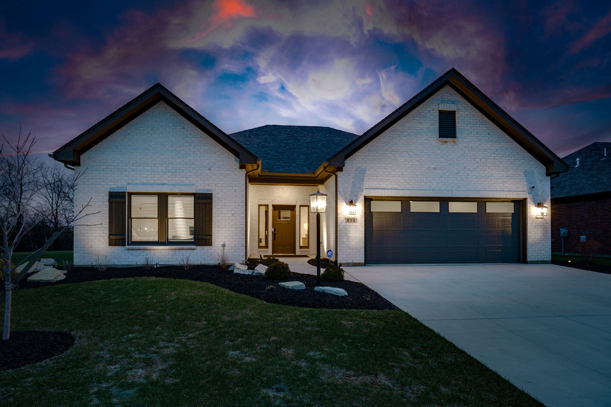 822 Pebble Place, Tipp City, Ohio 45371