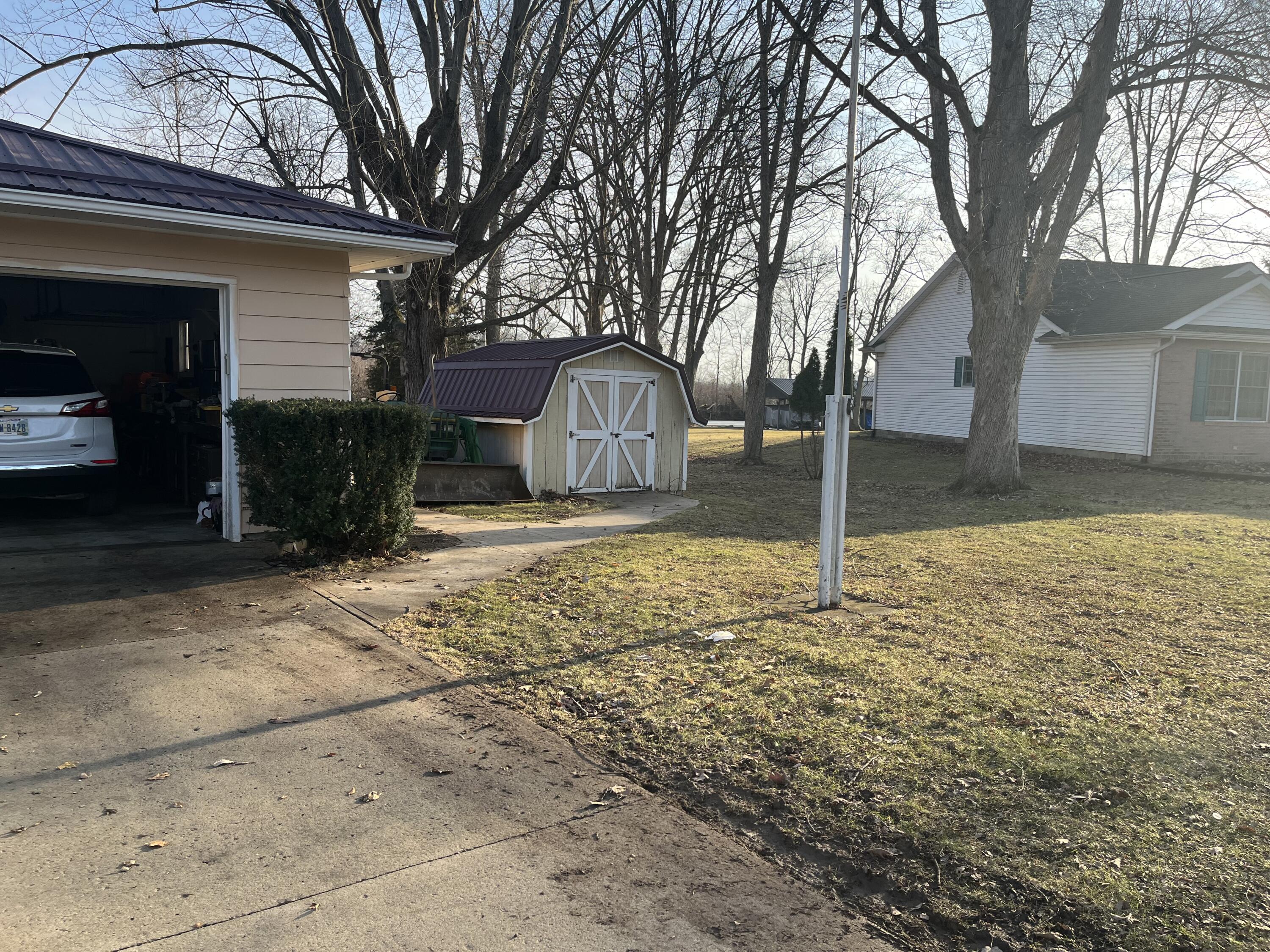 15828 Barnes Drive, Belle Center, Ohio 43310