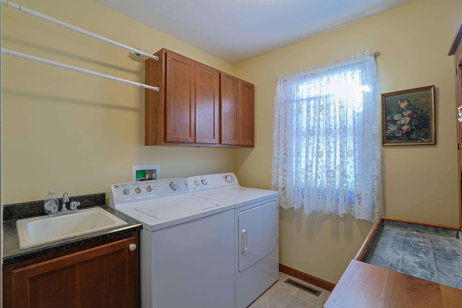 537 Cider Mill Way, Tipp City, Ohio 45371