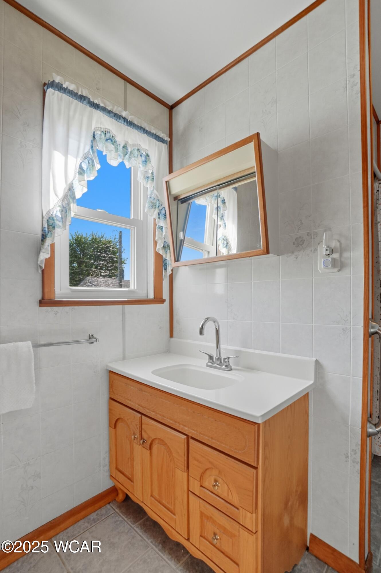 17 Walnut Street, Uniopolis, Ohio