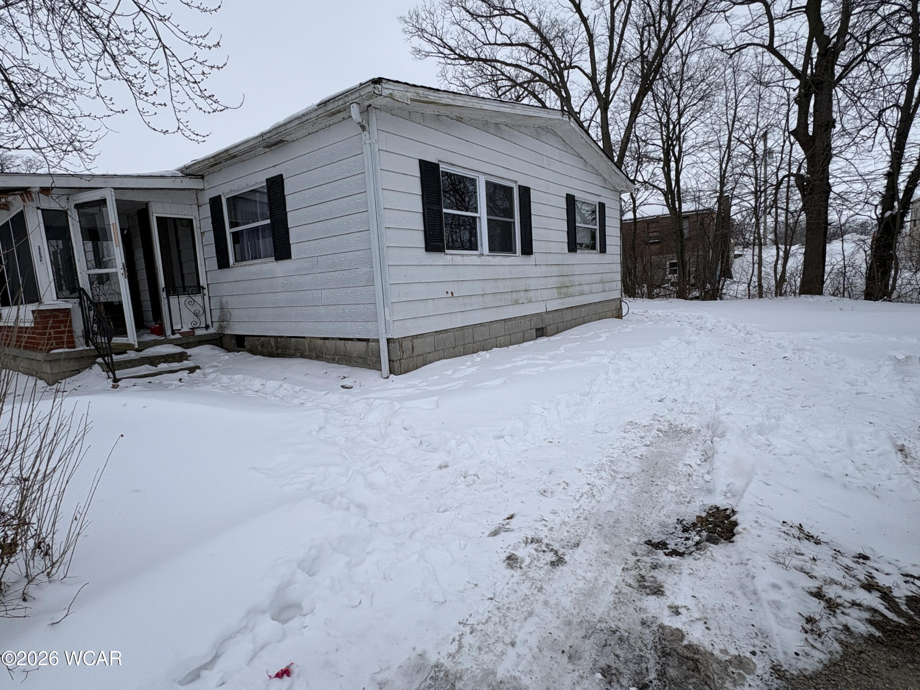 11385 East Drive, Saint Marys, Ohio