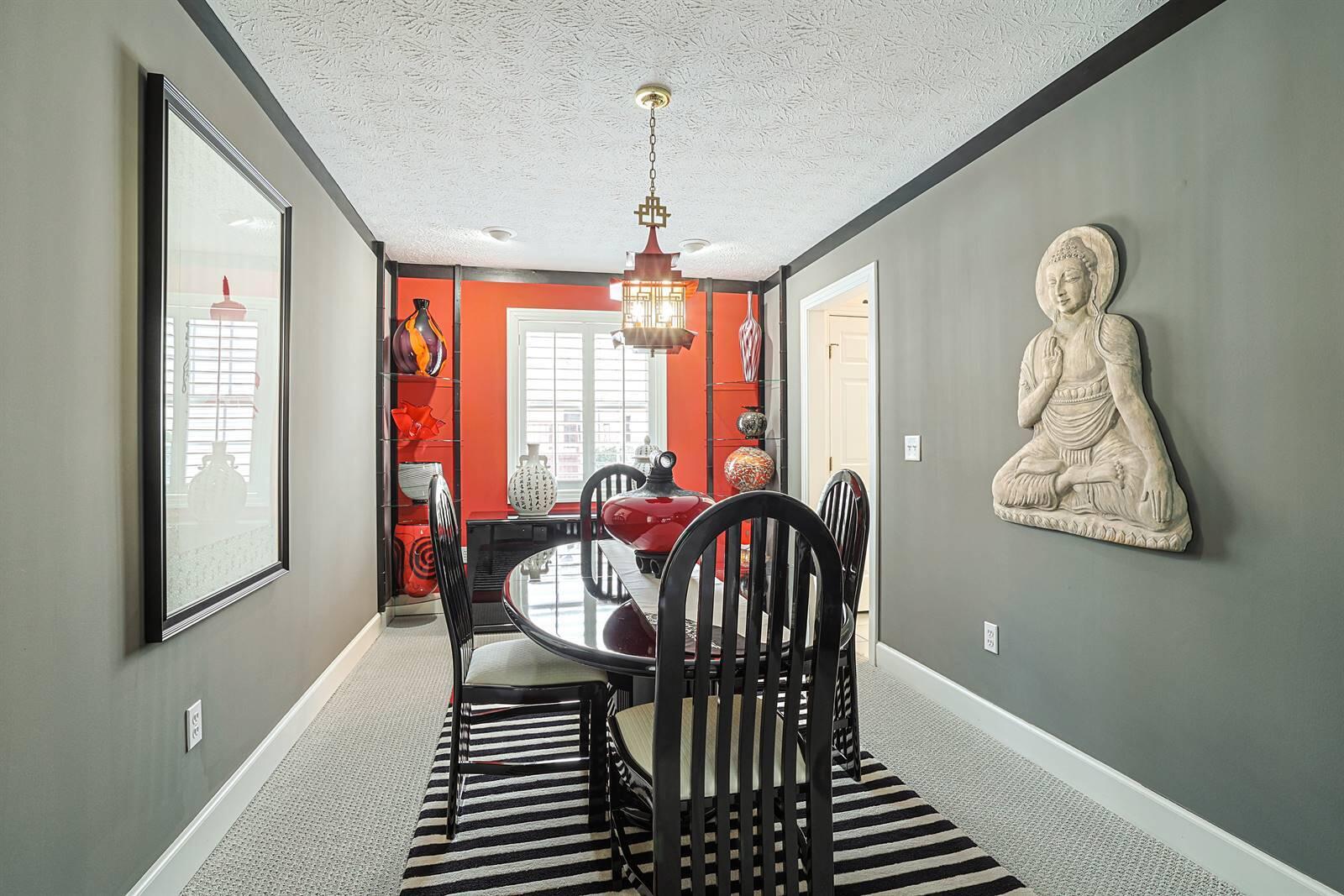 735 Chaucer Lane, Tipp City, Ohio 45371