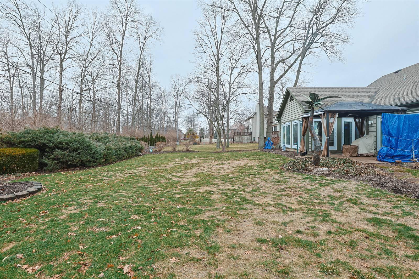 735 Chaucer Lane, Tipp City, Ohio 45371