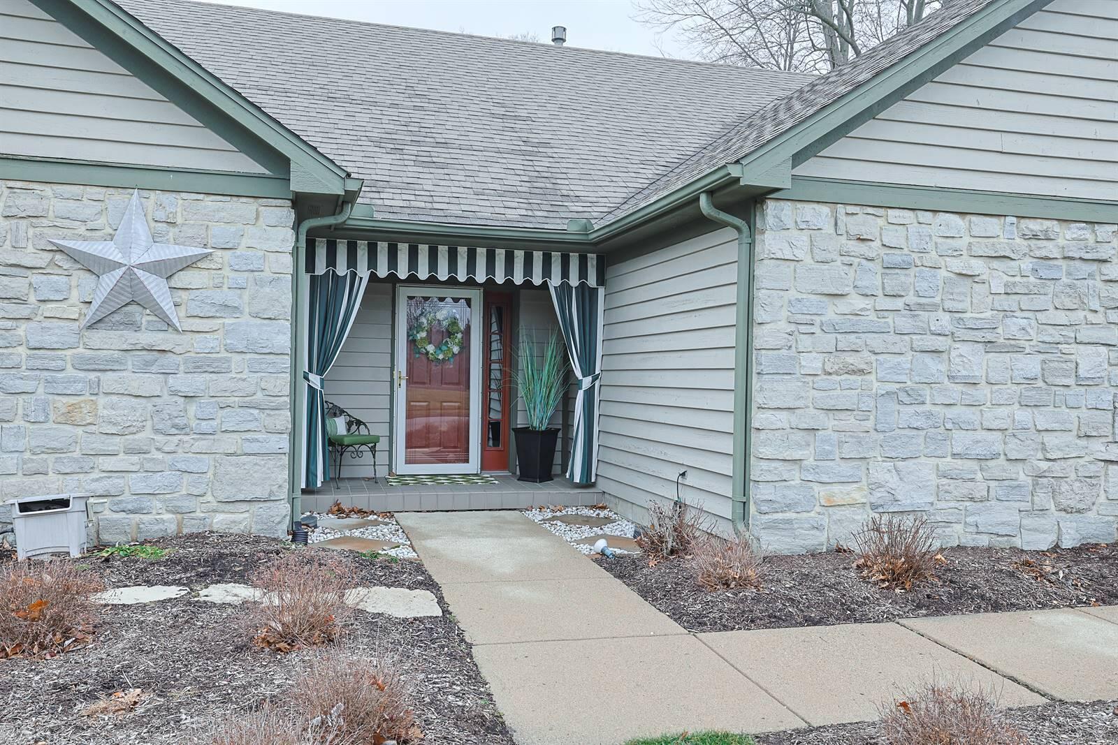 735 Chaucer Lane, Tipp City, Ohio 45371