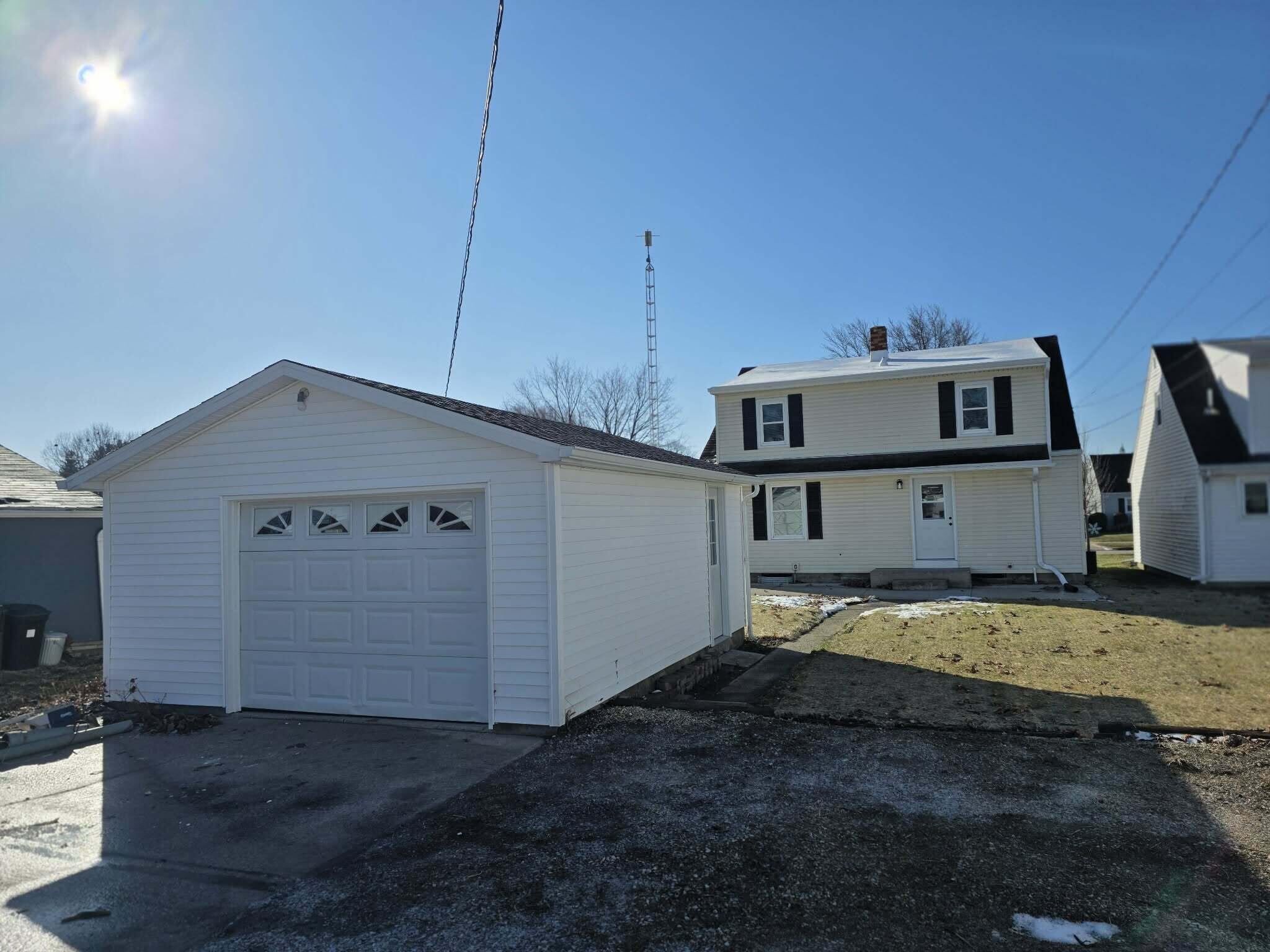 806 Oliver Street, Saint Marys, Ohio 45885