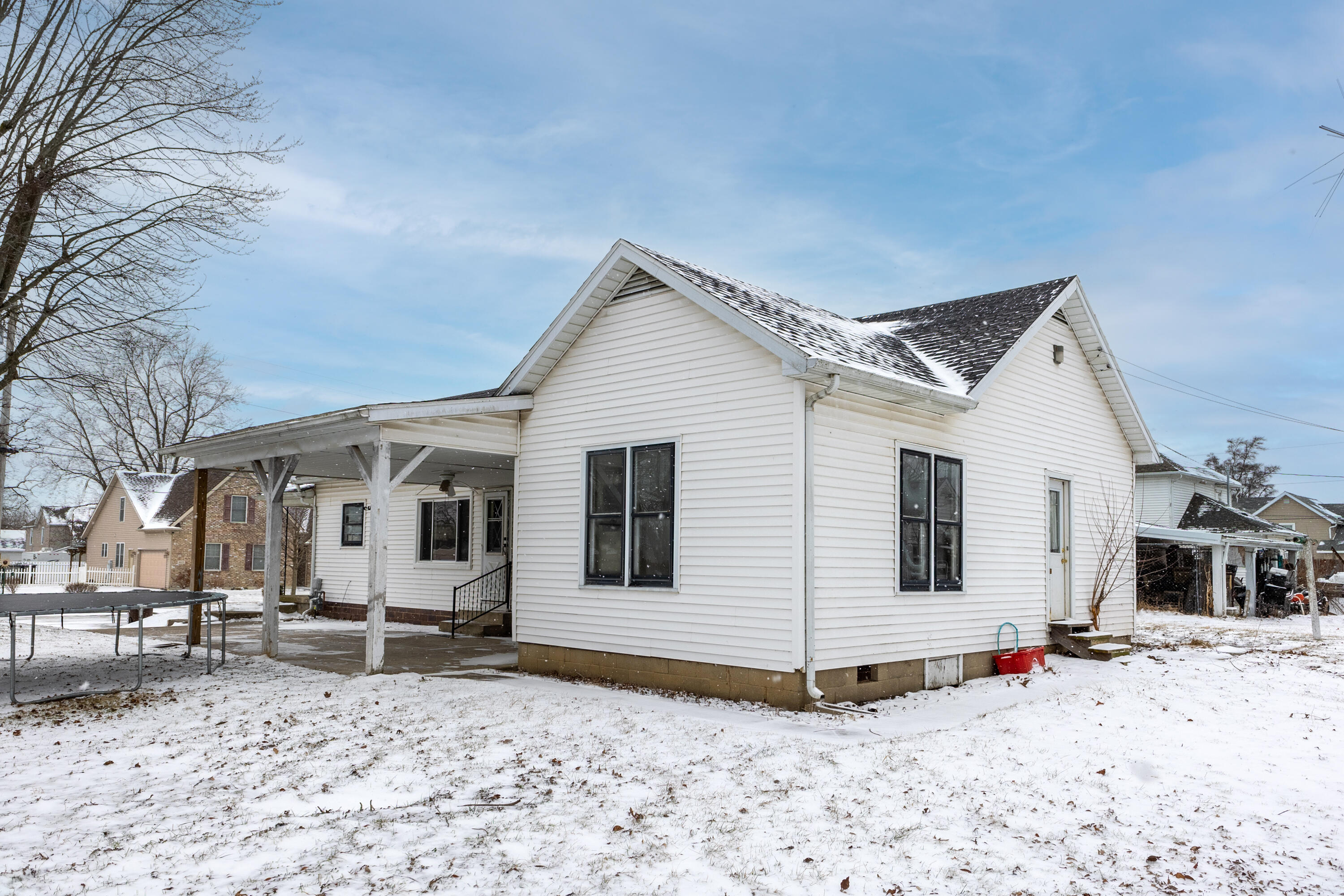 414 Stichter Street, Bradford, Ohio 45308