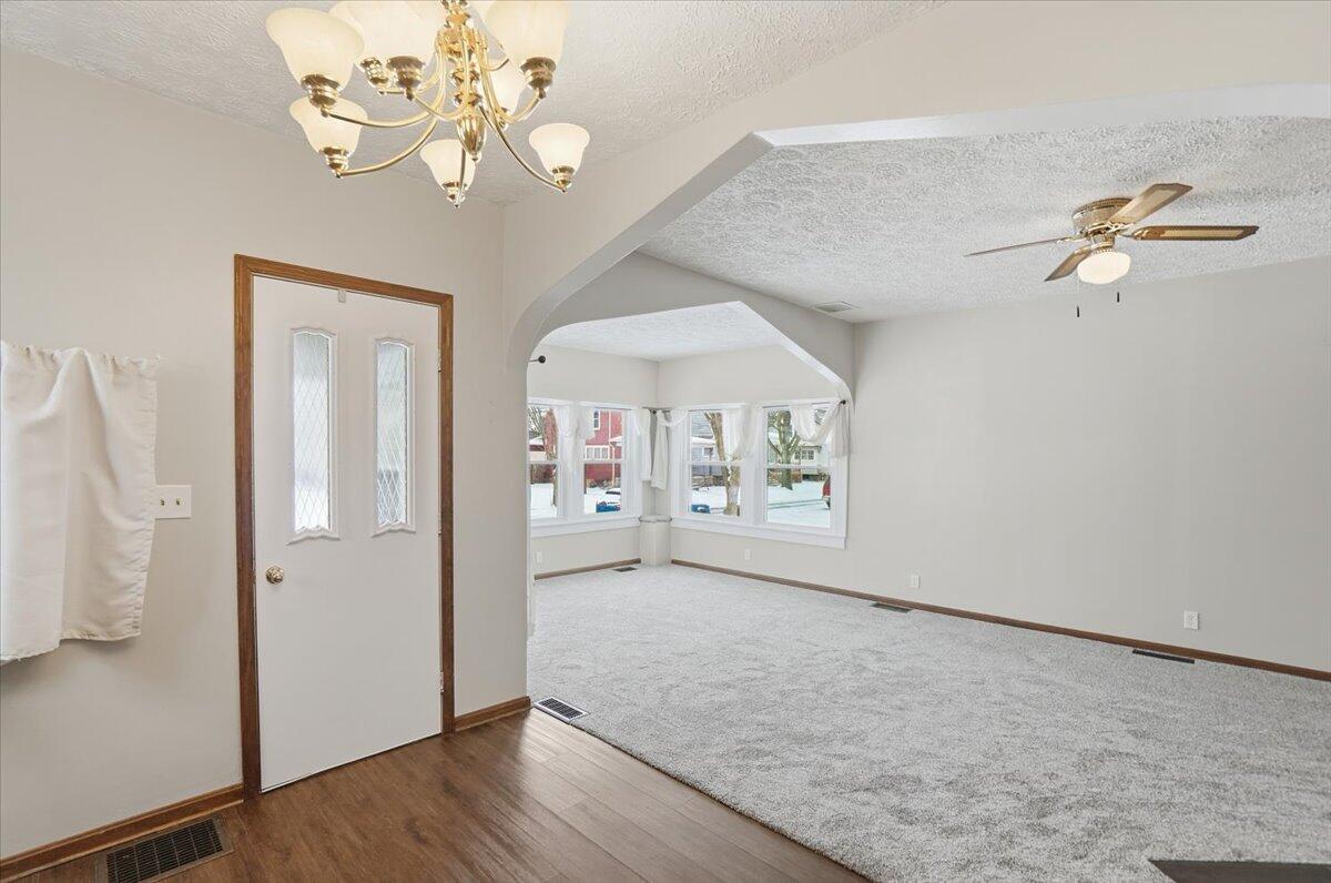 121 Lincoln Avenue, Bellefontaine, Ohio 43311