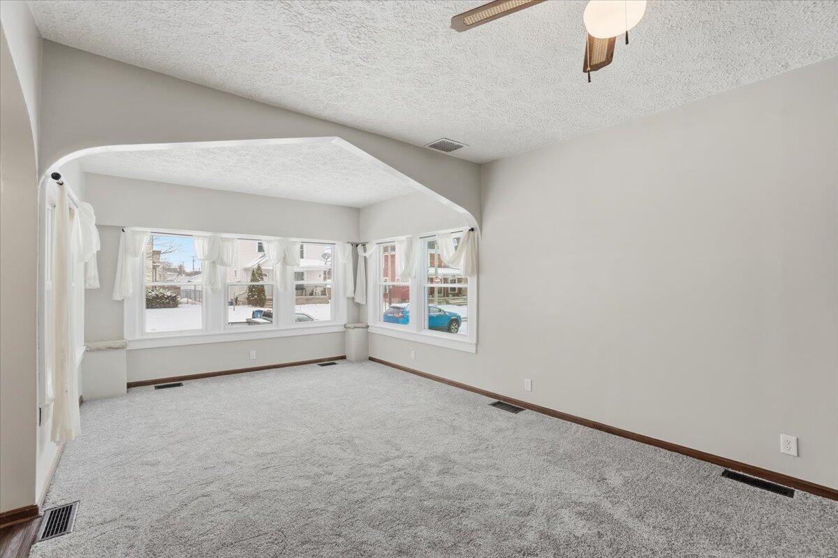 121 Lincoln Avenue, Bellefontaine, Ohio 43311