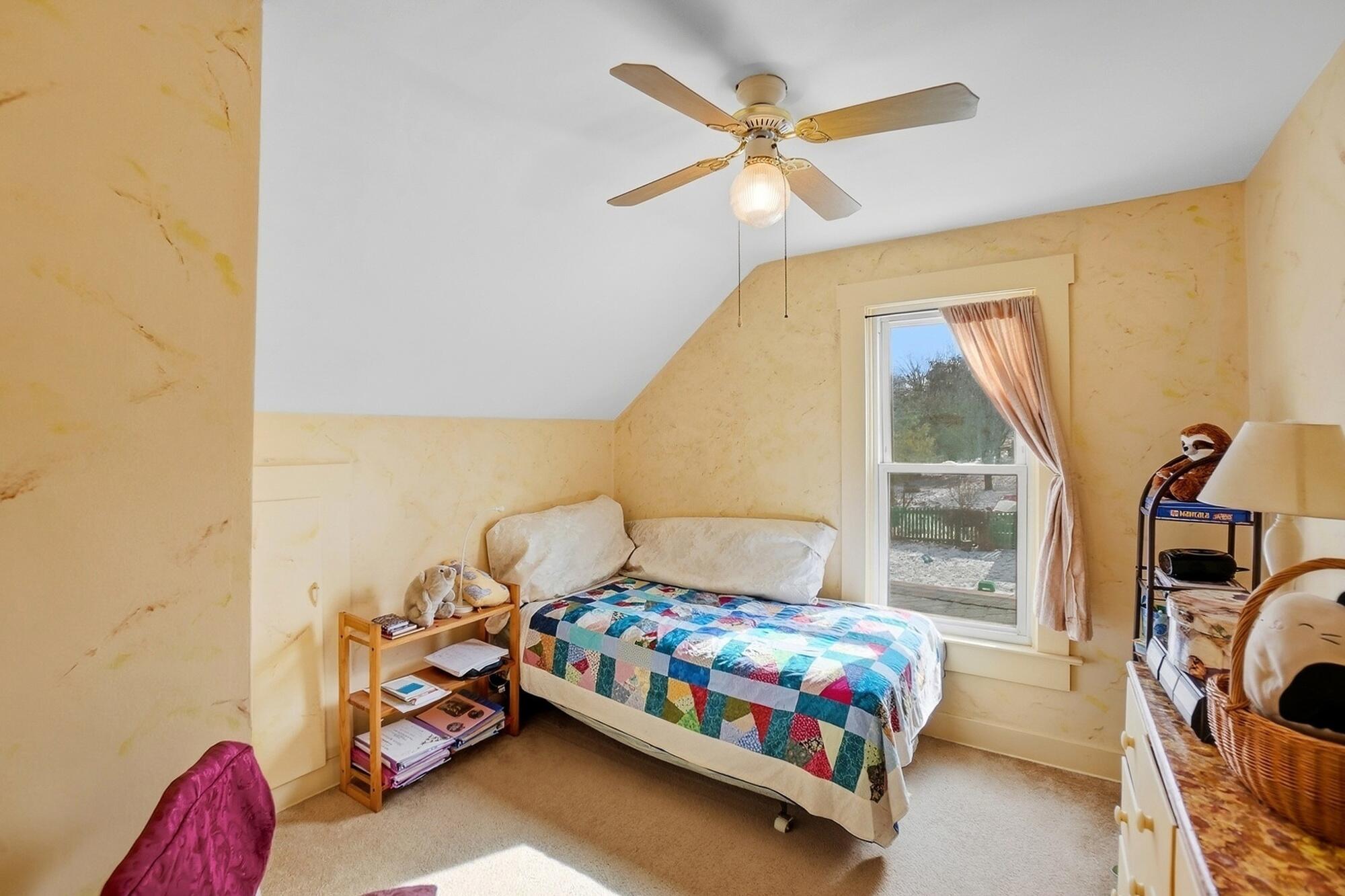 920 Oak Street, Springfield, Ohio 45505