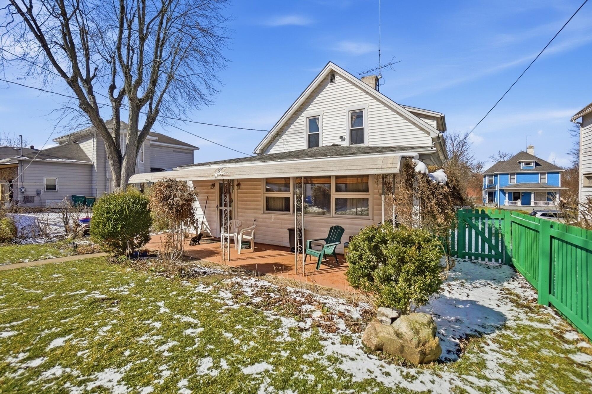 920 Oak Street, Springfield, Ohio 45505