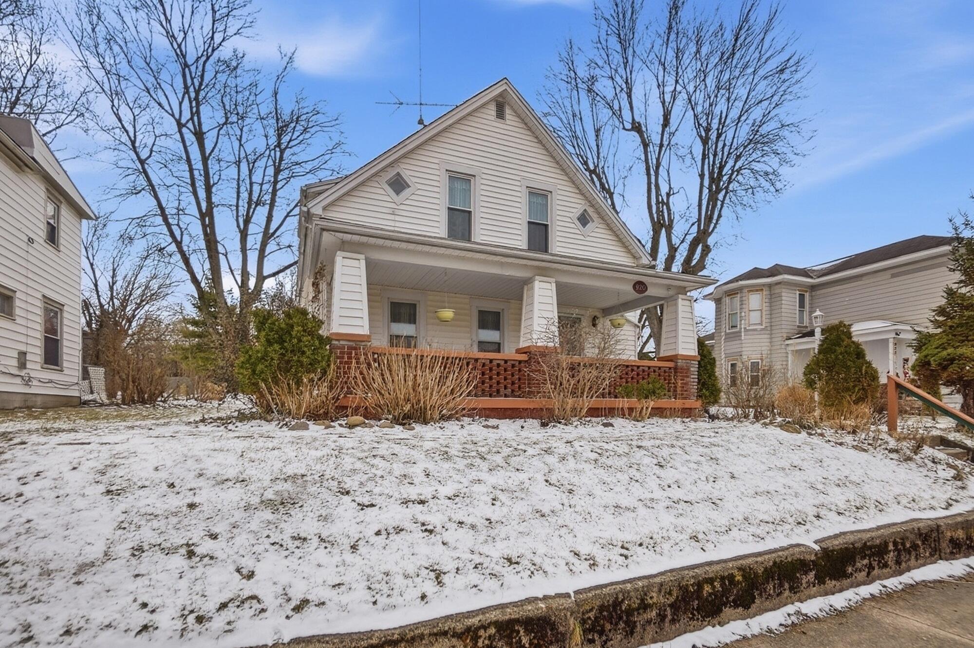 920 Oak Street, Springfield, Ohio 45505