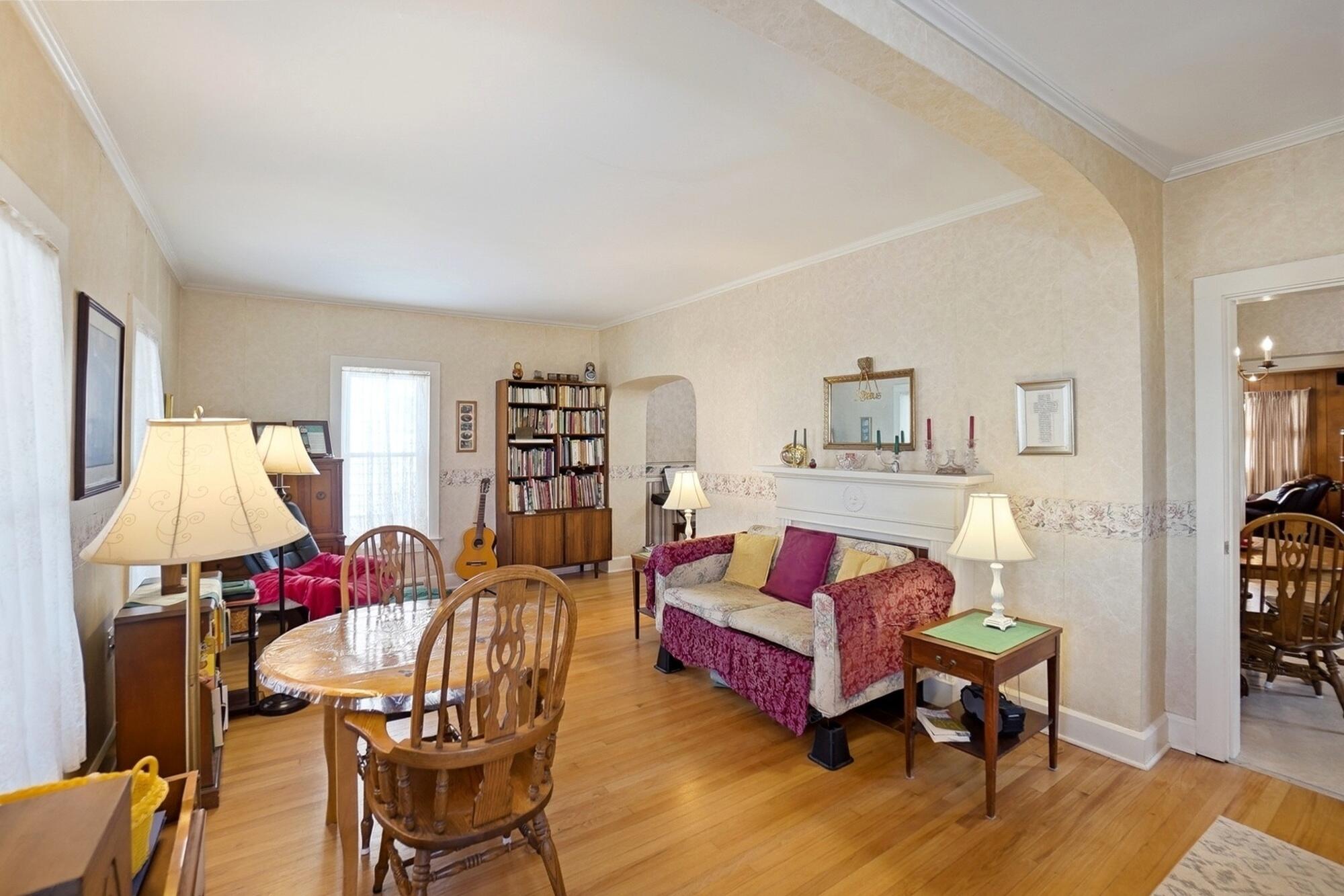 920 Oak Street, Springfield, Ohio 45505