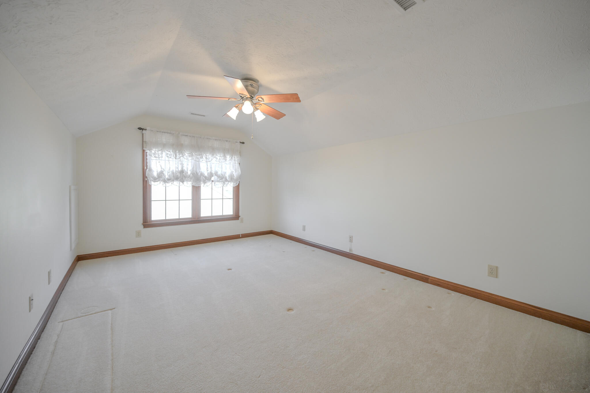 1812 Willow Lakes Drive, Springfield, Ohio 45502