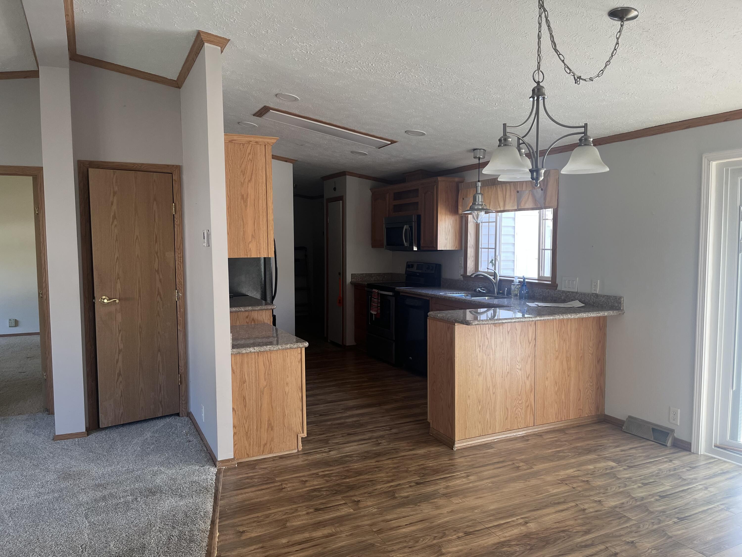 7655 Kooteney Street, Huntsville, Ohio 43324