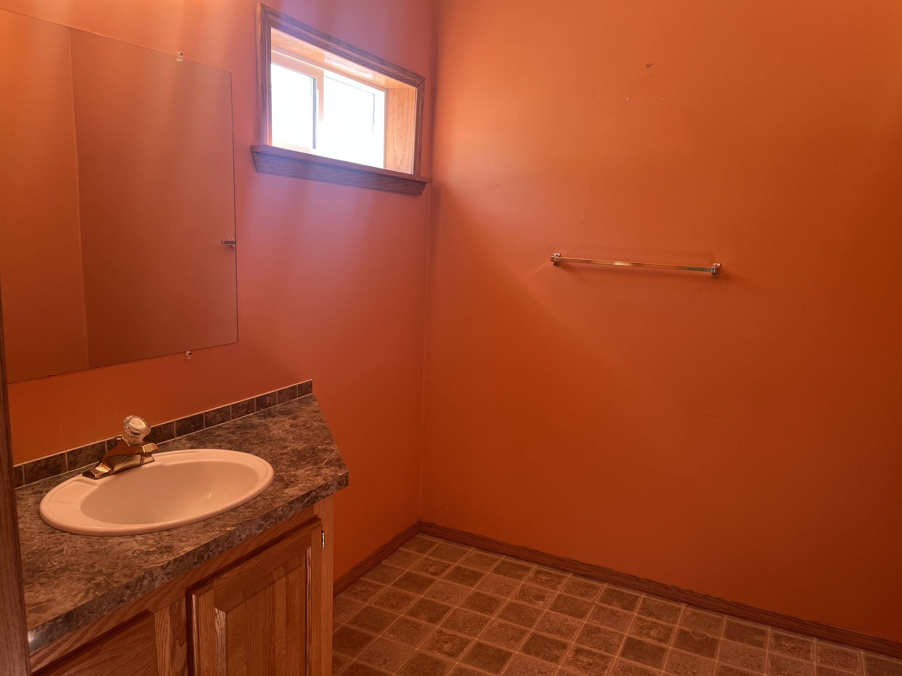 7655 Kooteney Street, Huntsville, Ohio 43324