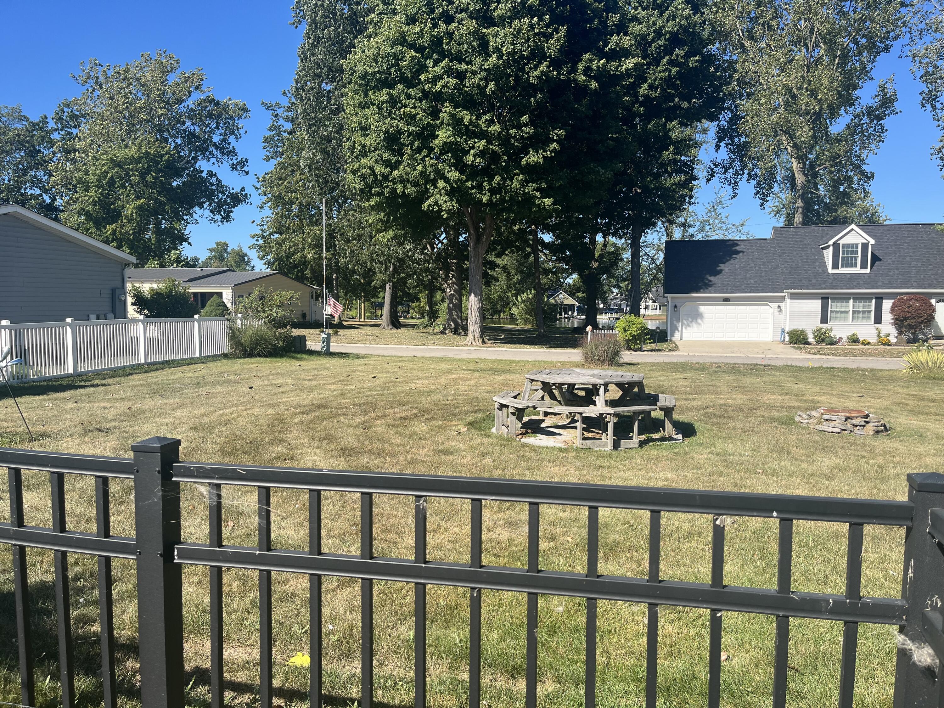 7655 Kooteney Street, Huntsville, Ohio 43324