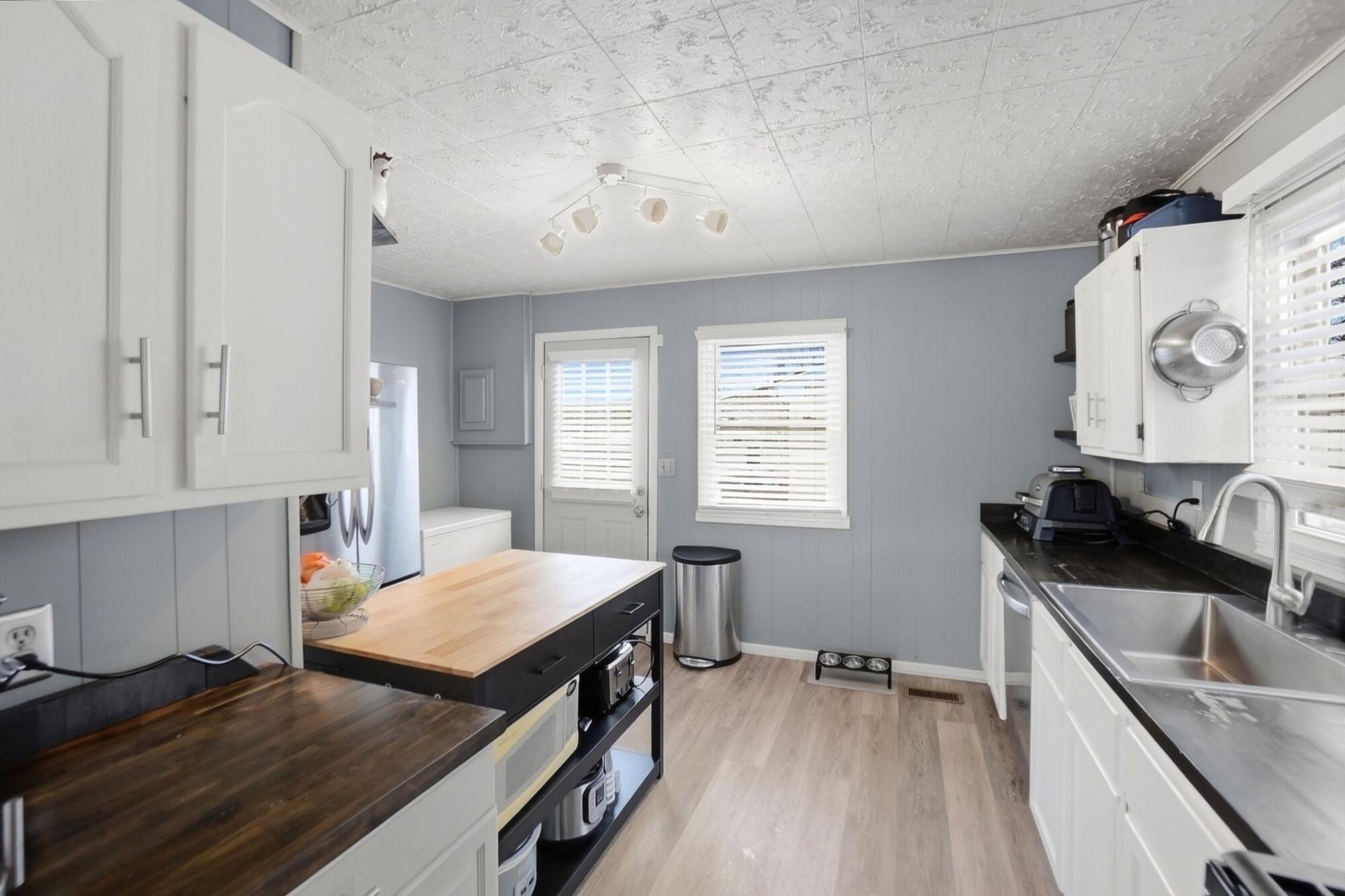 2804 Lowman Street, Springfield, Ohio 45505