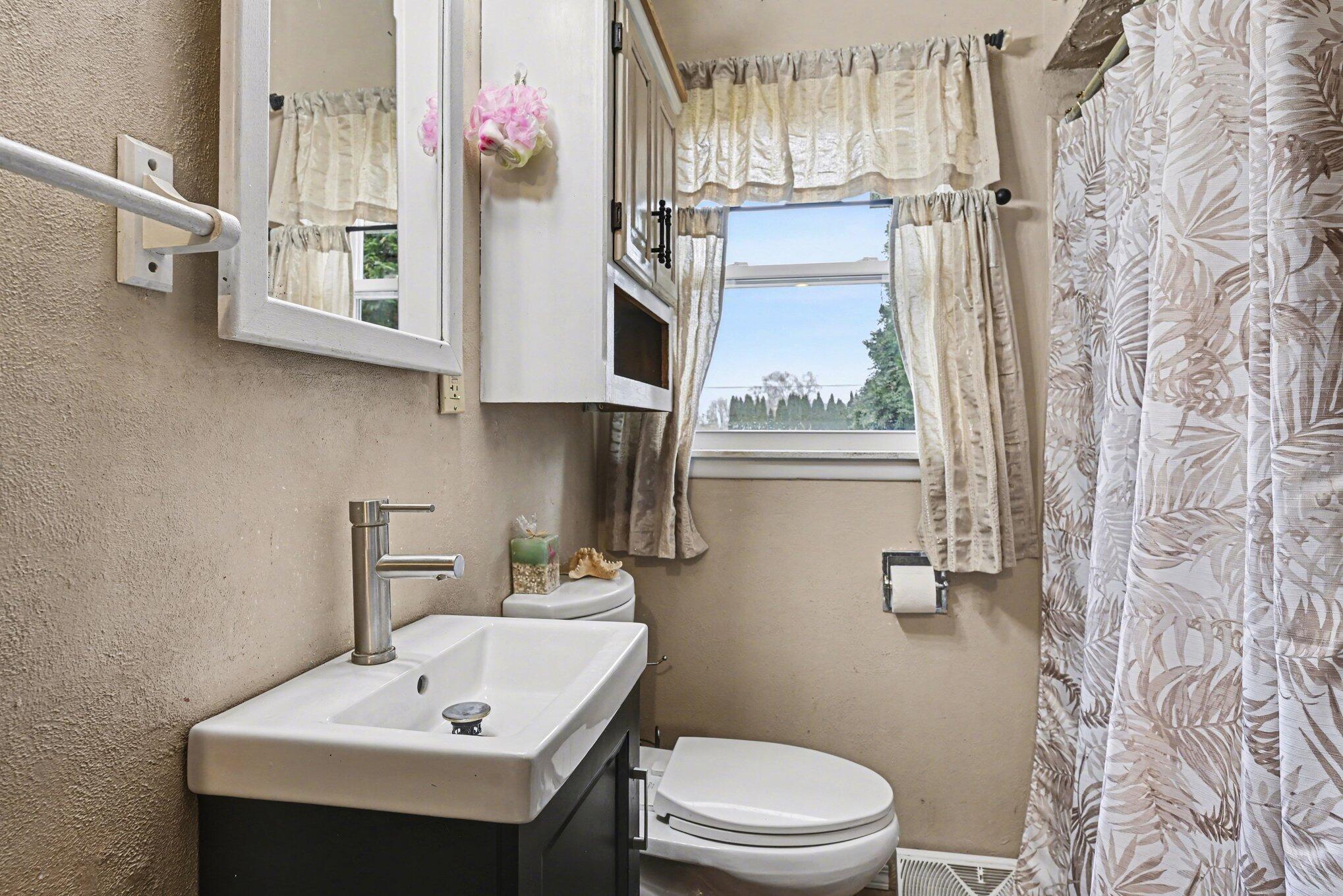 6155 Springfield Jamestown Road, Springfield, Ohio 45502