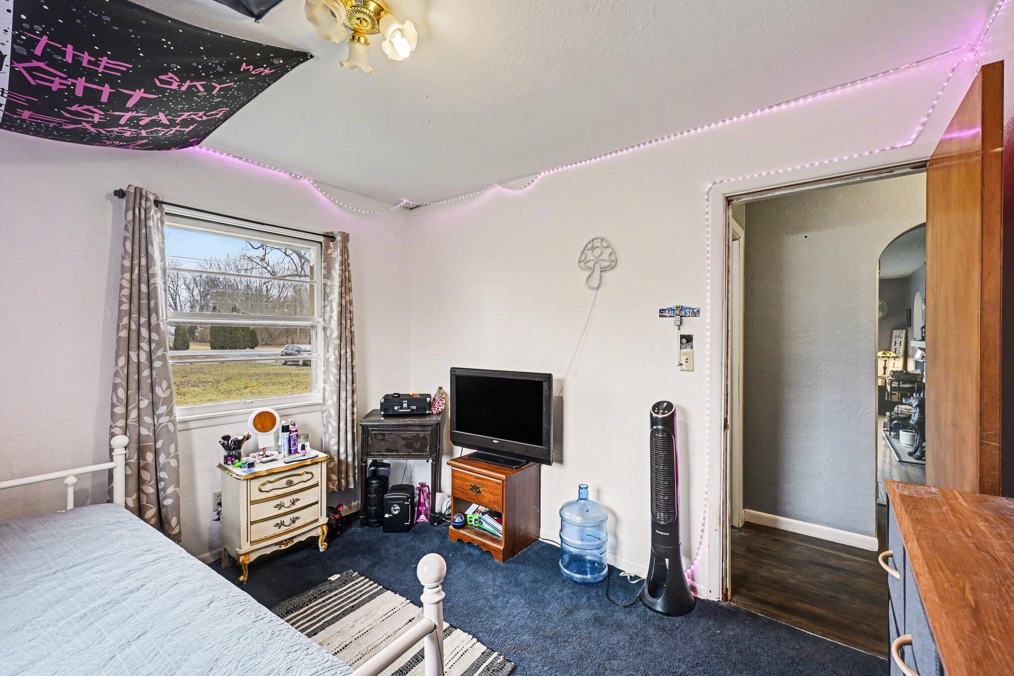 6155 Springfield Jamestown Road, Springfield, Ohio 45502