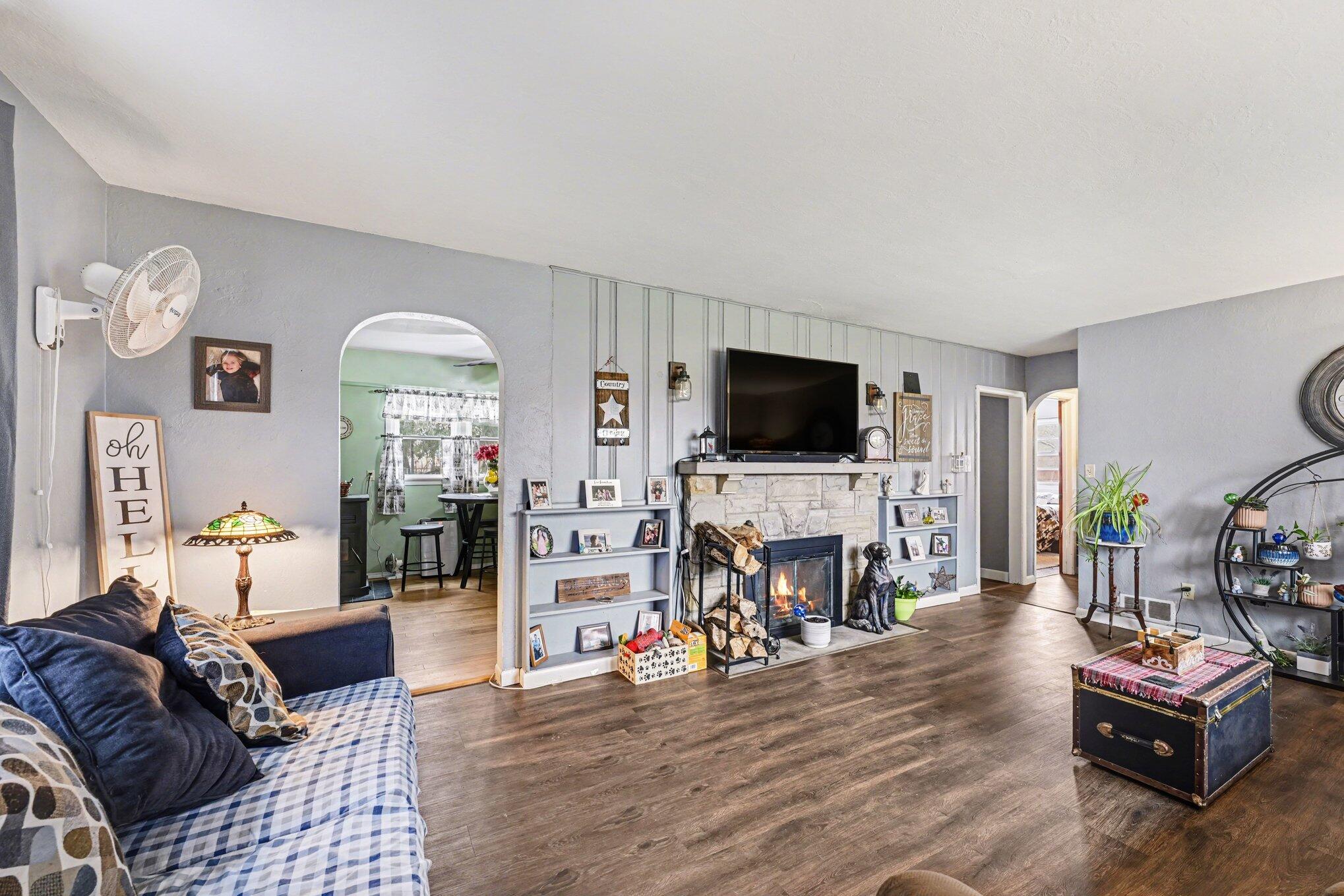 6155 Springfield Jamestown Road, Springfield, Ohio 45502