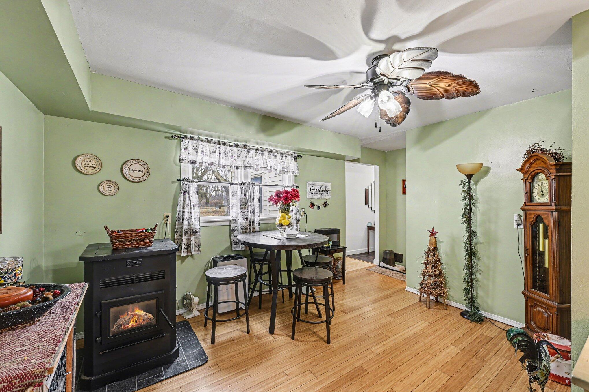 6155 Springfield Jamestown Road, Springfield, Ohio 45502