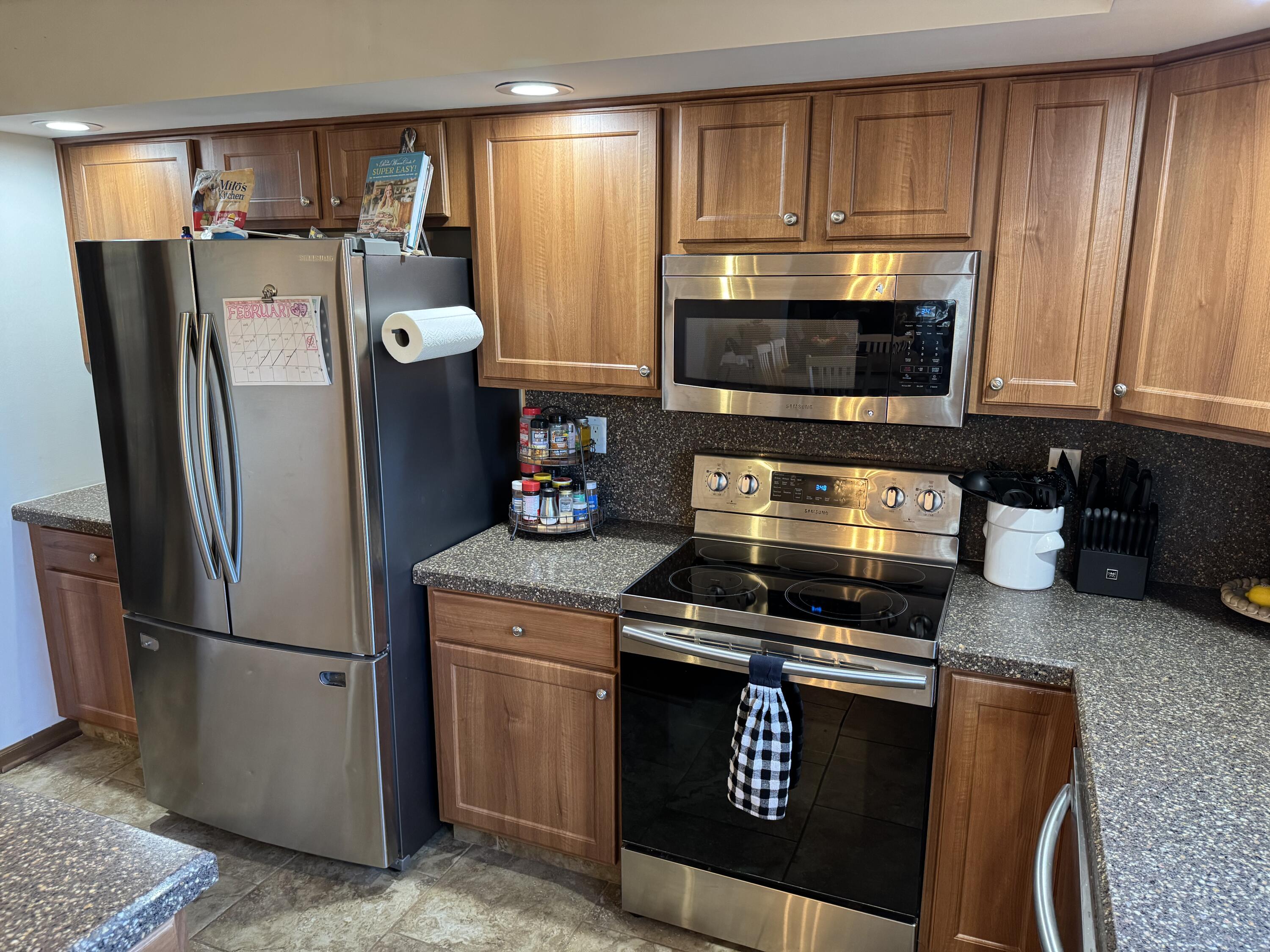 800 McKees Mill Run, New Carlisle, Ohio 45344